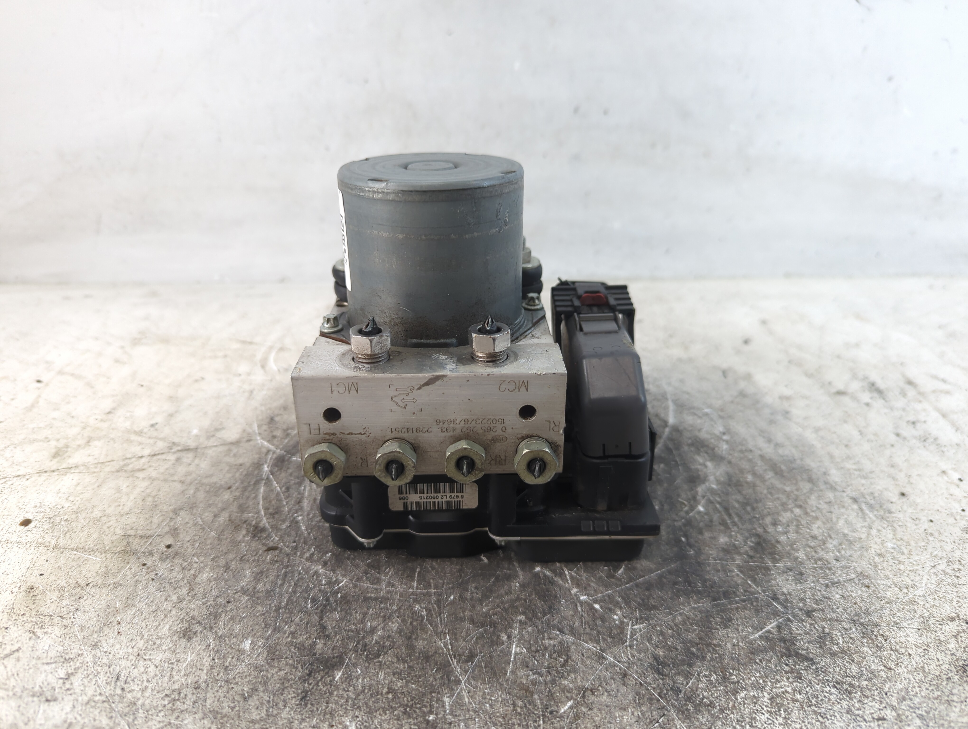 2012-2015 Chevrolet Camaro Abs Pump Control Module 788571 - Oemusedautoparts1.com