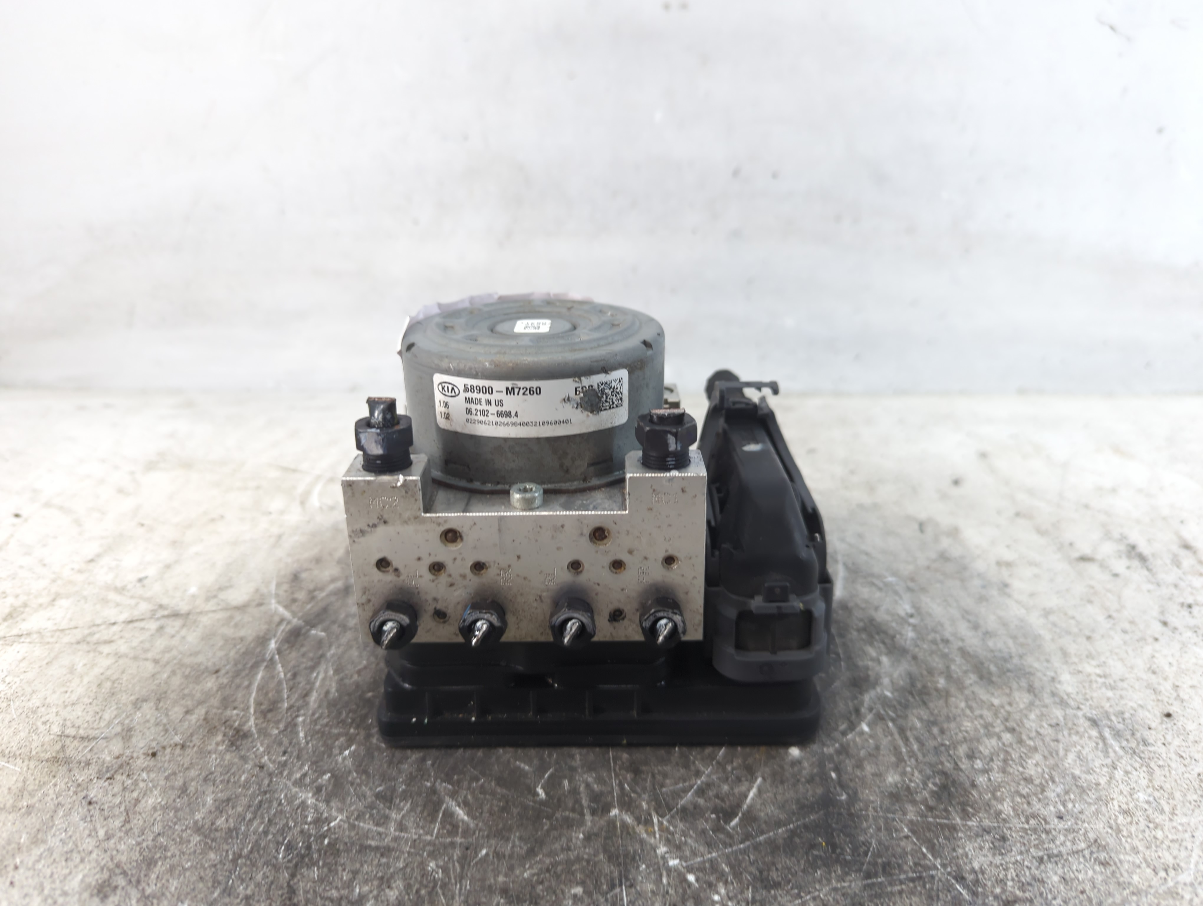 Picture of 2019-2021 Kia Forte Abs Pump Control Module 788575