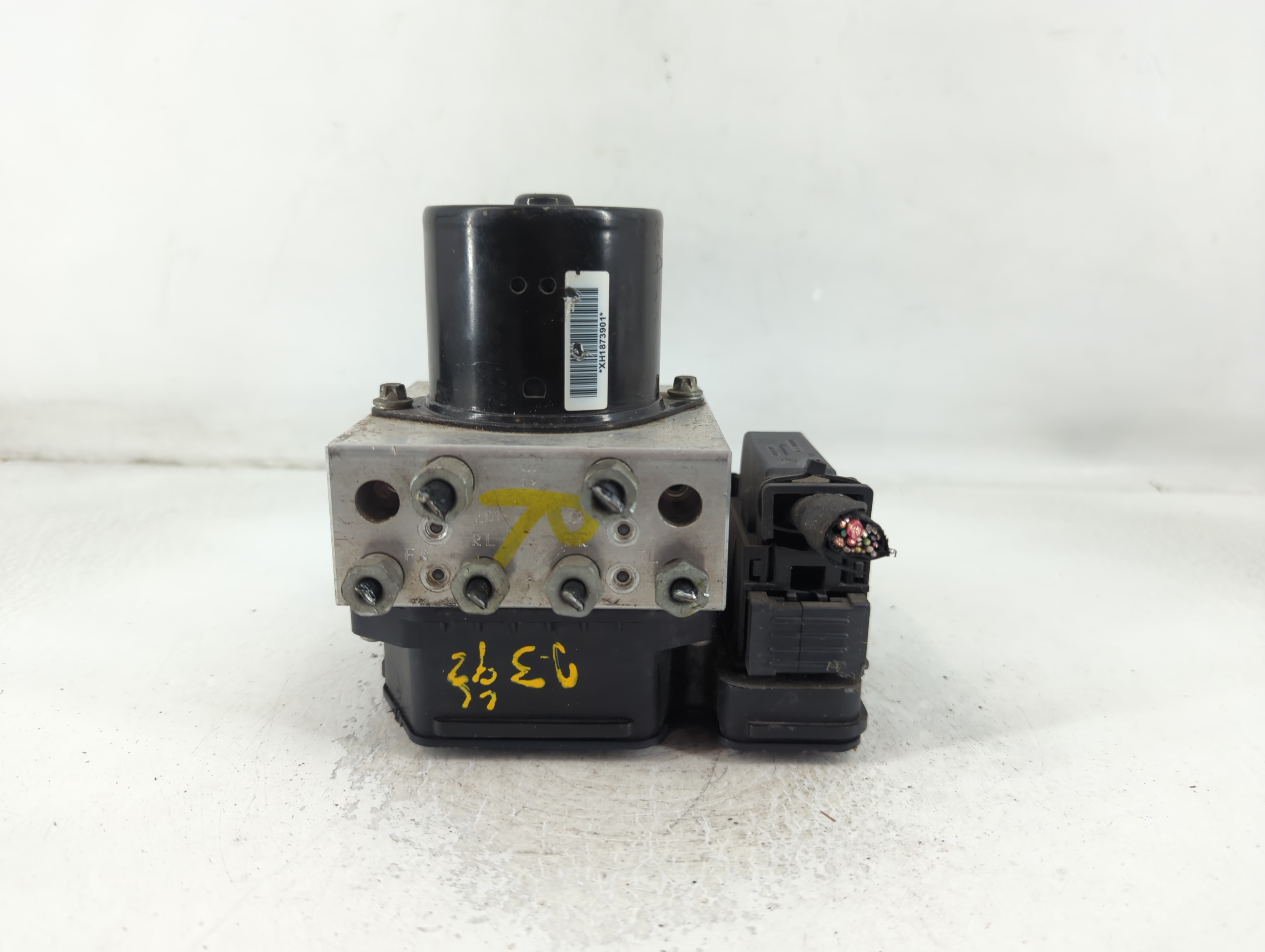 2013-2016 Chevrolet Malibu Abs Pump Control Module 788617 - Oemusedautoparts1.com