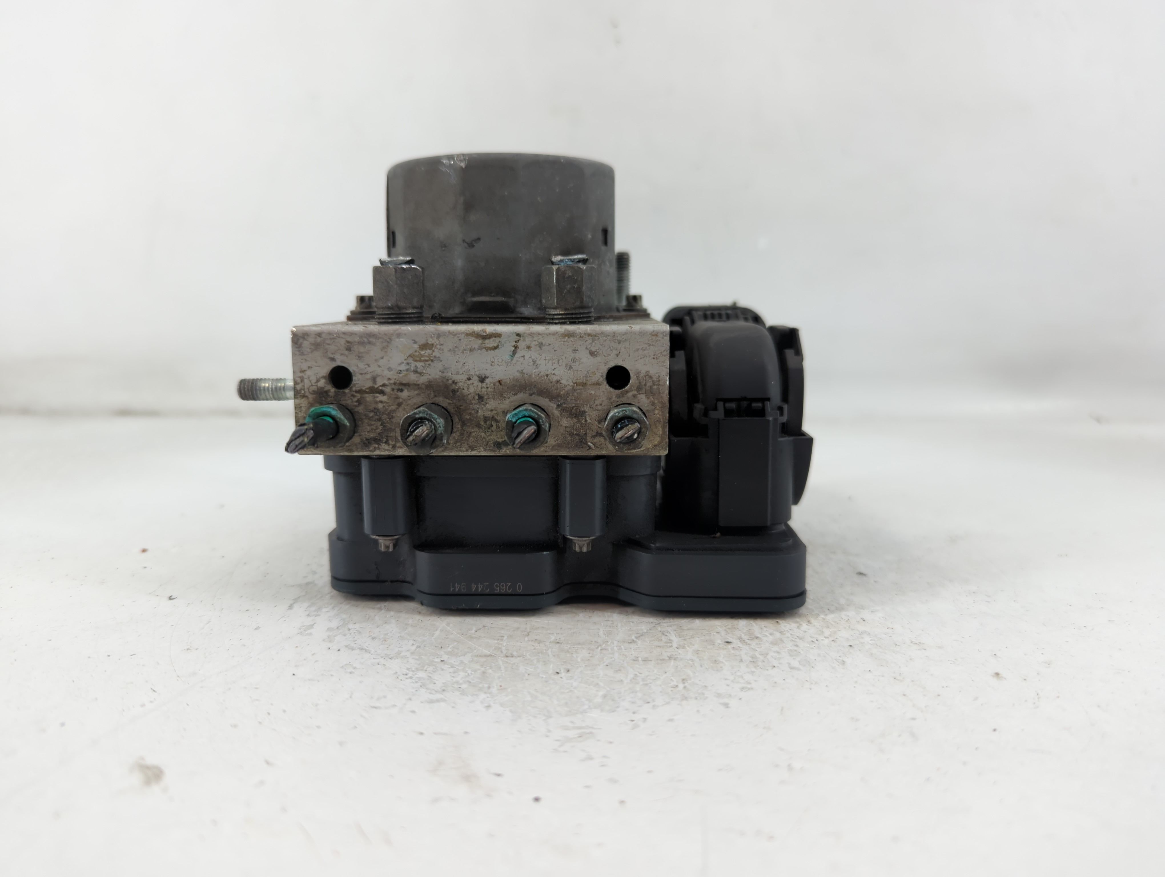 Picture of 2015-2016 Nissan Rogue Abs Pump Control Module 788629