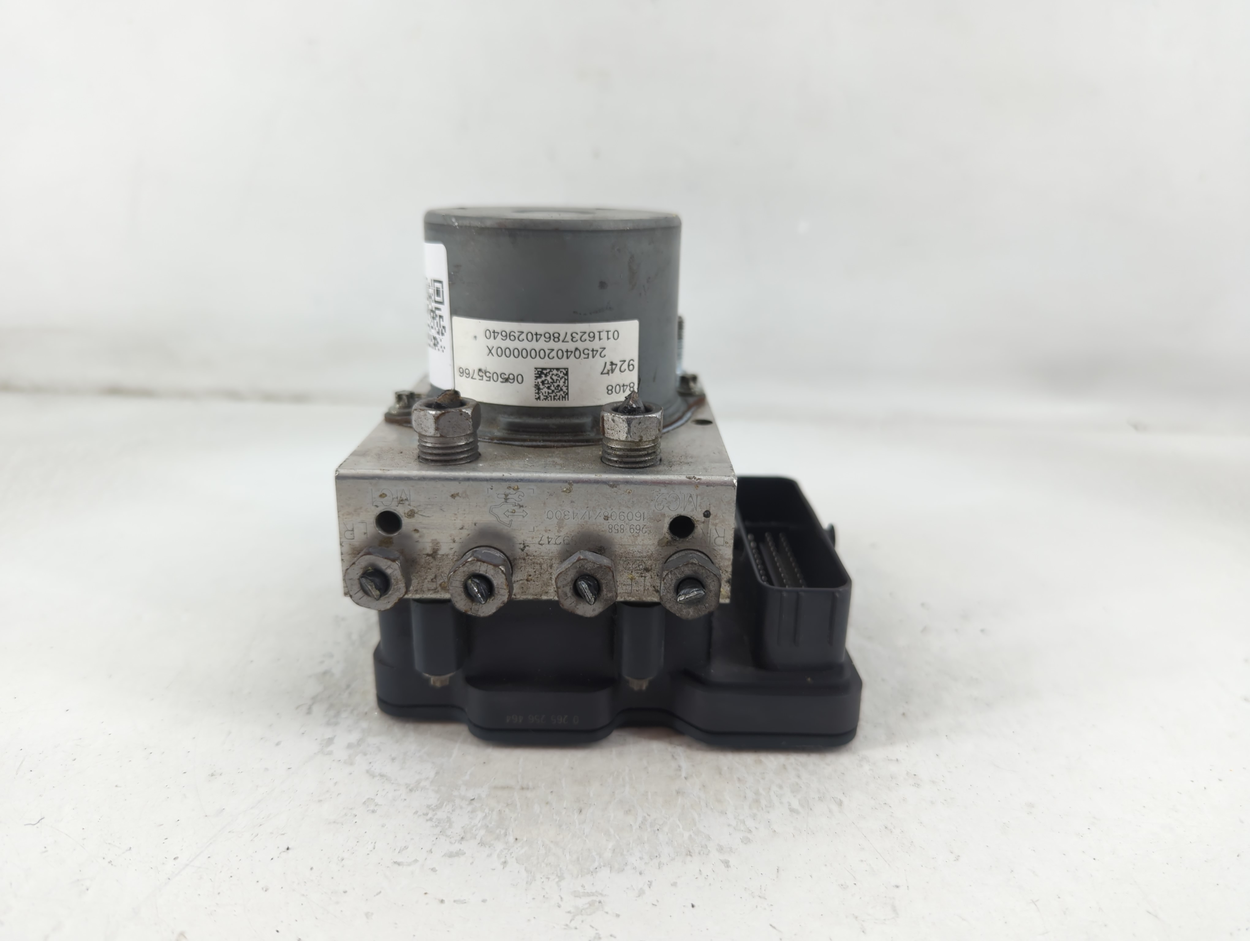 2017-2017 Chevrolet Camaro Abs Pump Control Module 788639 - Oemusedautoparts1.com