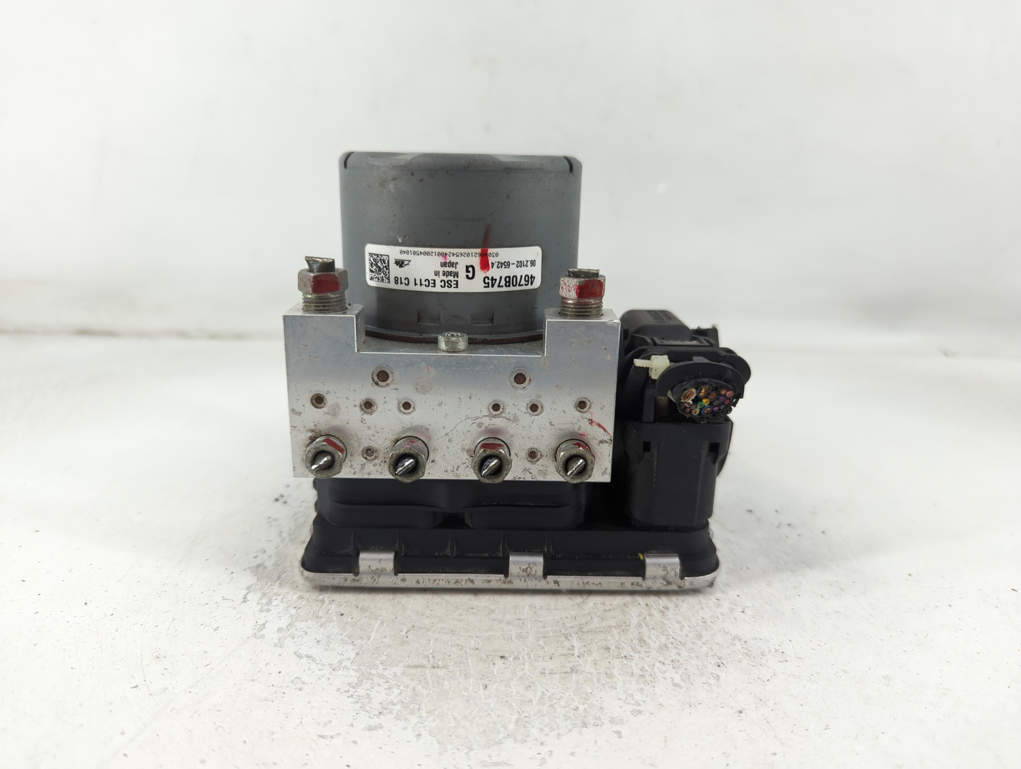 2020 Mitsubishi Outlander Abs Pump Control Module 788648 - Oemusedautoparts1.com