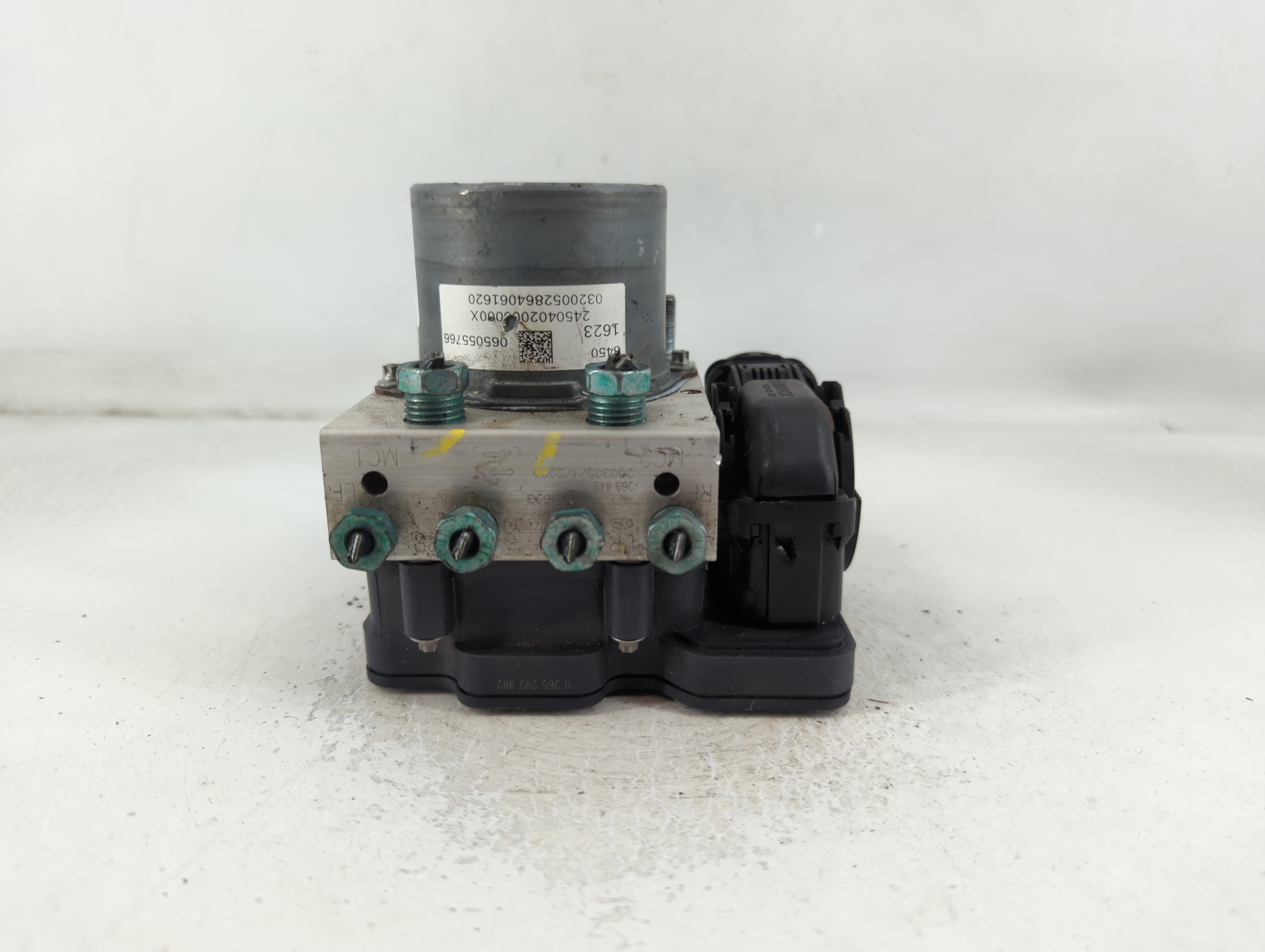 2019-2021 Chevrolet Malibu Abs Pump Control Module 788650 - Oemusedautoparts1.com