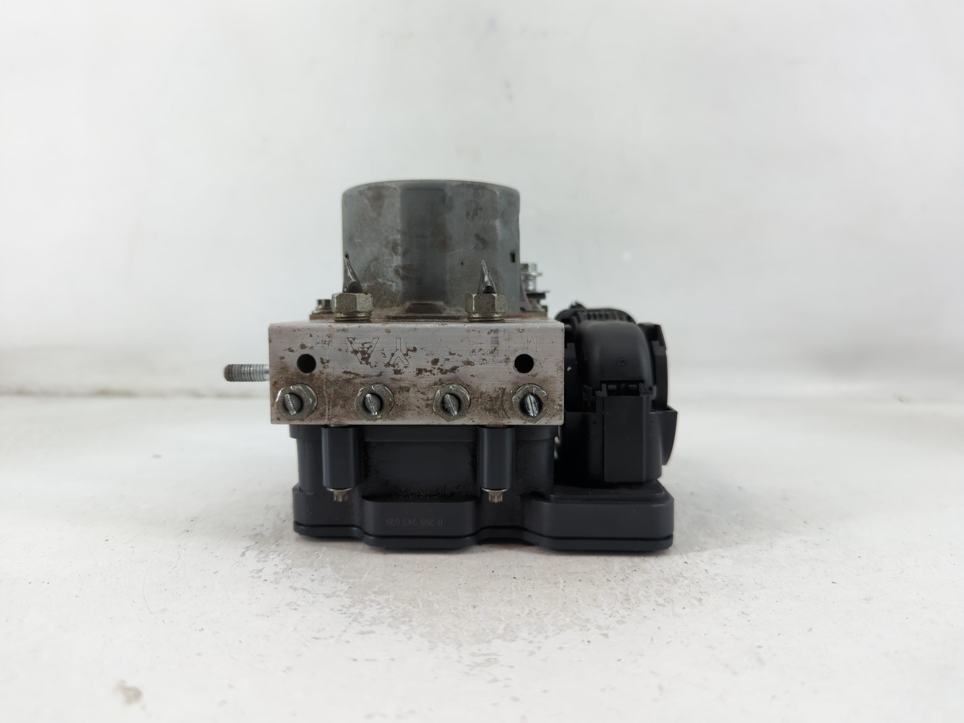 2015-2017 Toyota Camry Abs Pump Control Module 788653 - Oemusedautoparts1.com
