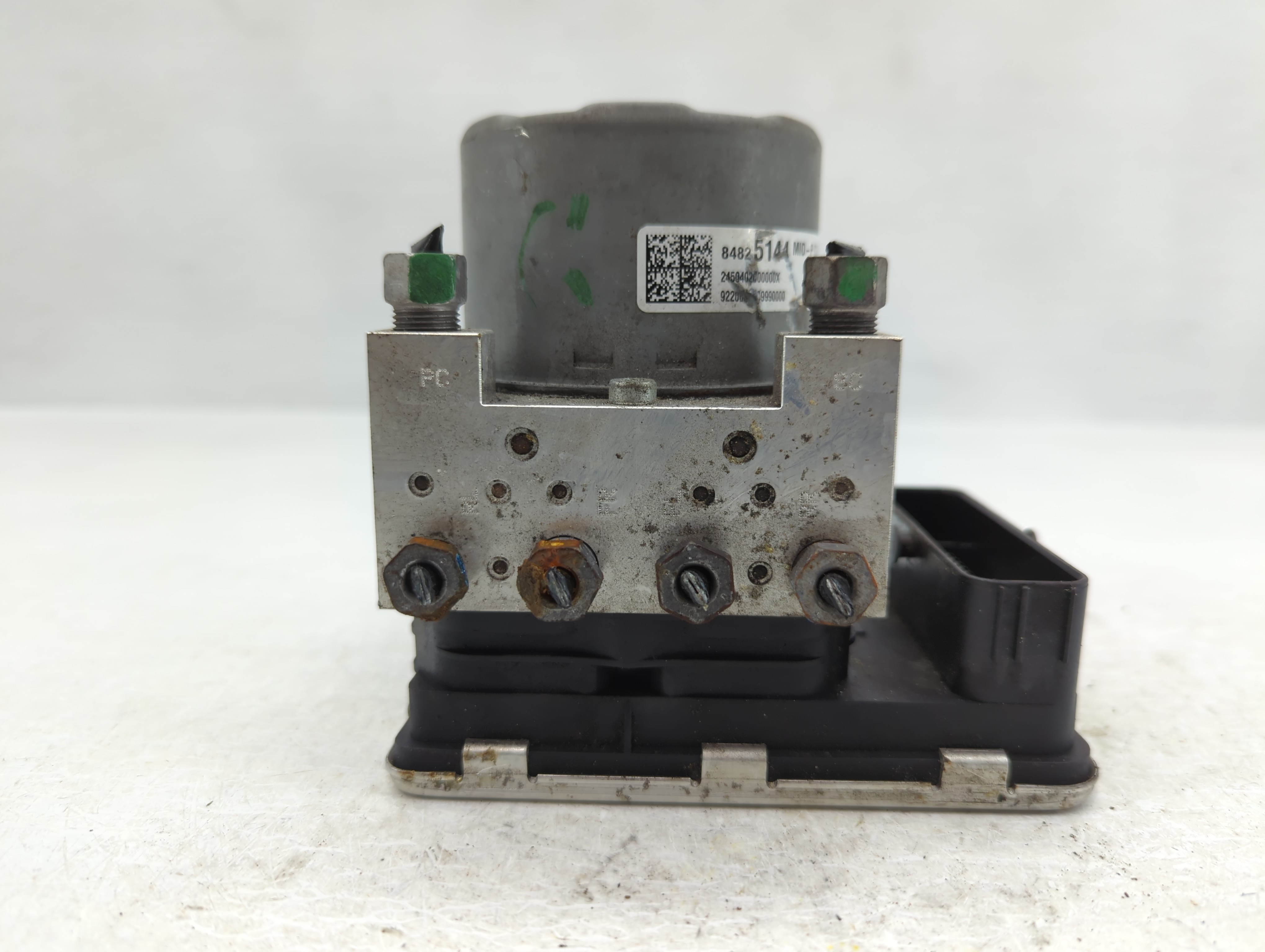 2020-2022 Chevrolet Equinox Abs Pump Control Module 788697 - Oemusedautoparts1.com