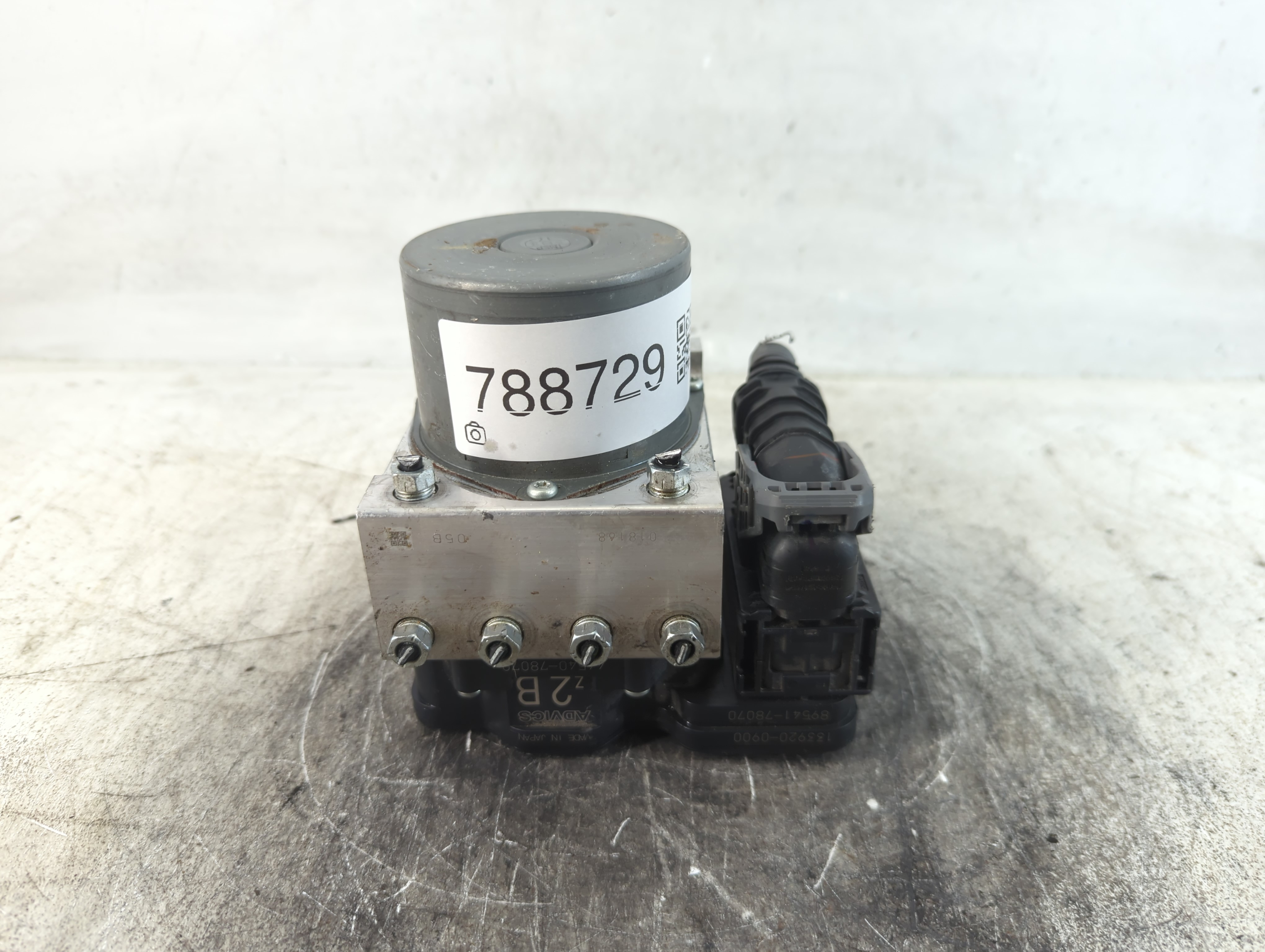 Picture of 2018-2021 Lexus Nx300 Abs Pump Control Module 788729