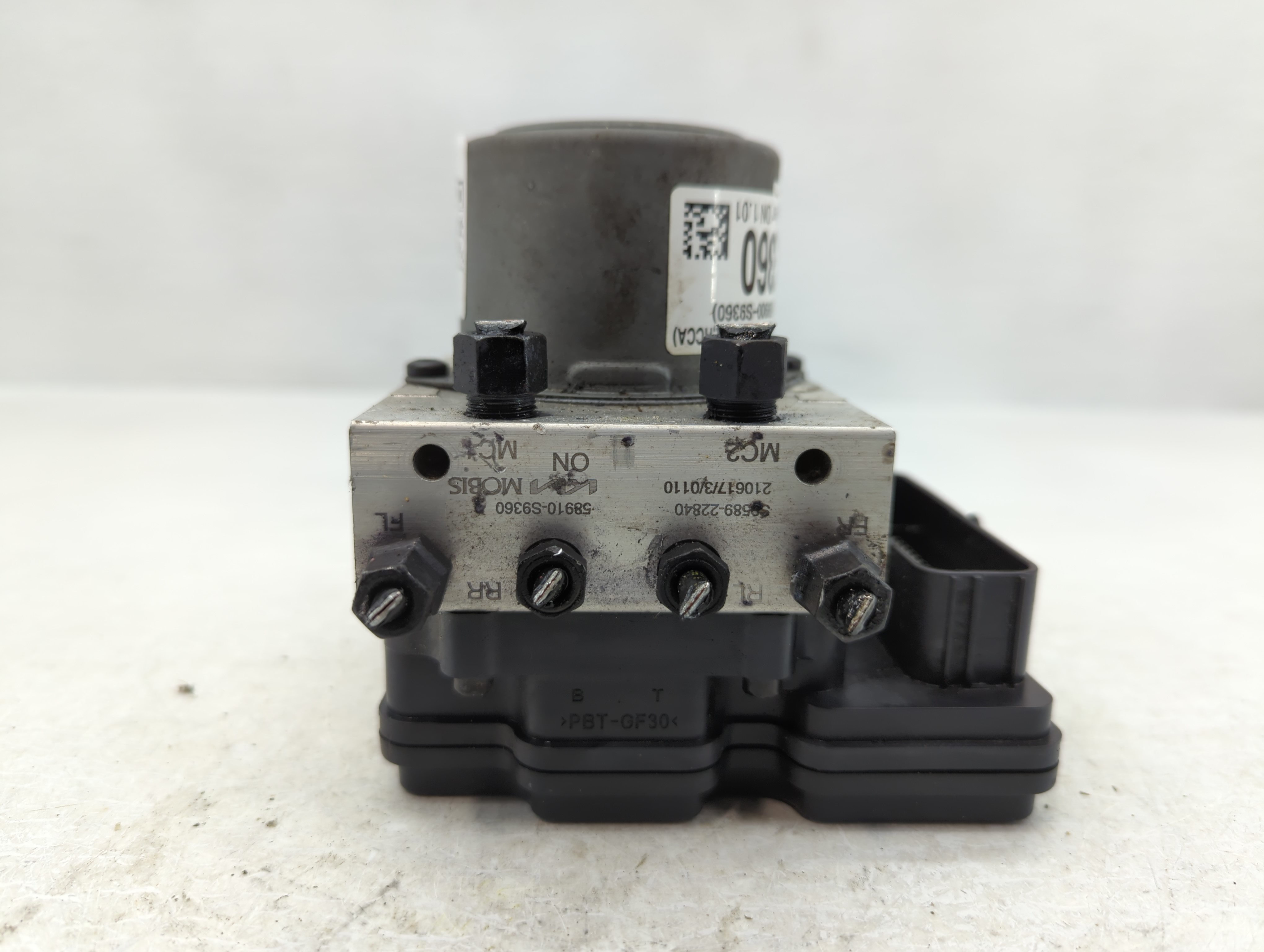 2020-2022 Kia Telluride Abs Pump Control Module 788741 - Oemusedautoparts1.com