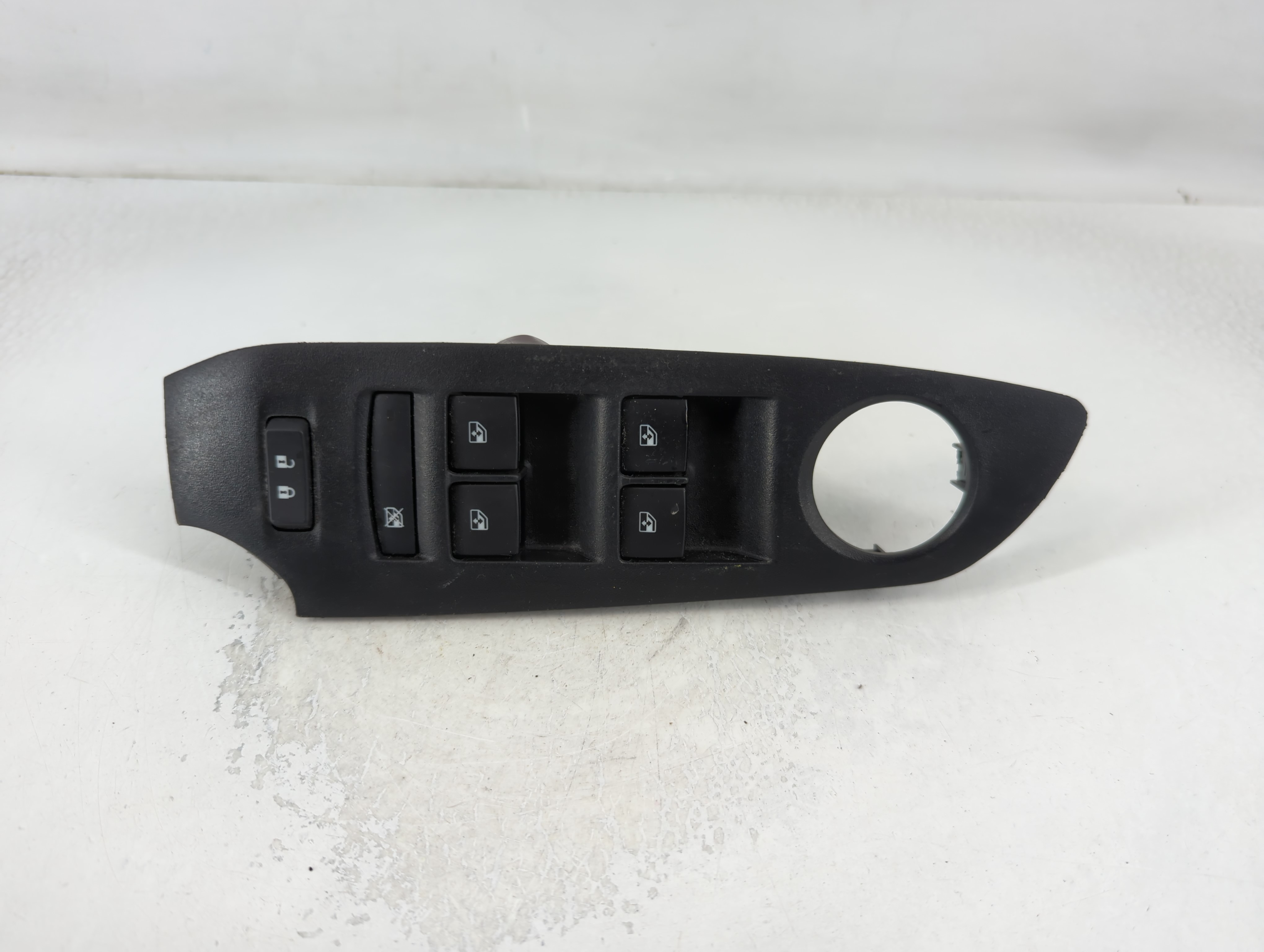2017-2021 Chevrolet Trax Driver Left Door Master Power Window Switch 789111 - Oemusedautoparts1.com