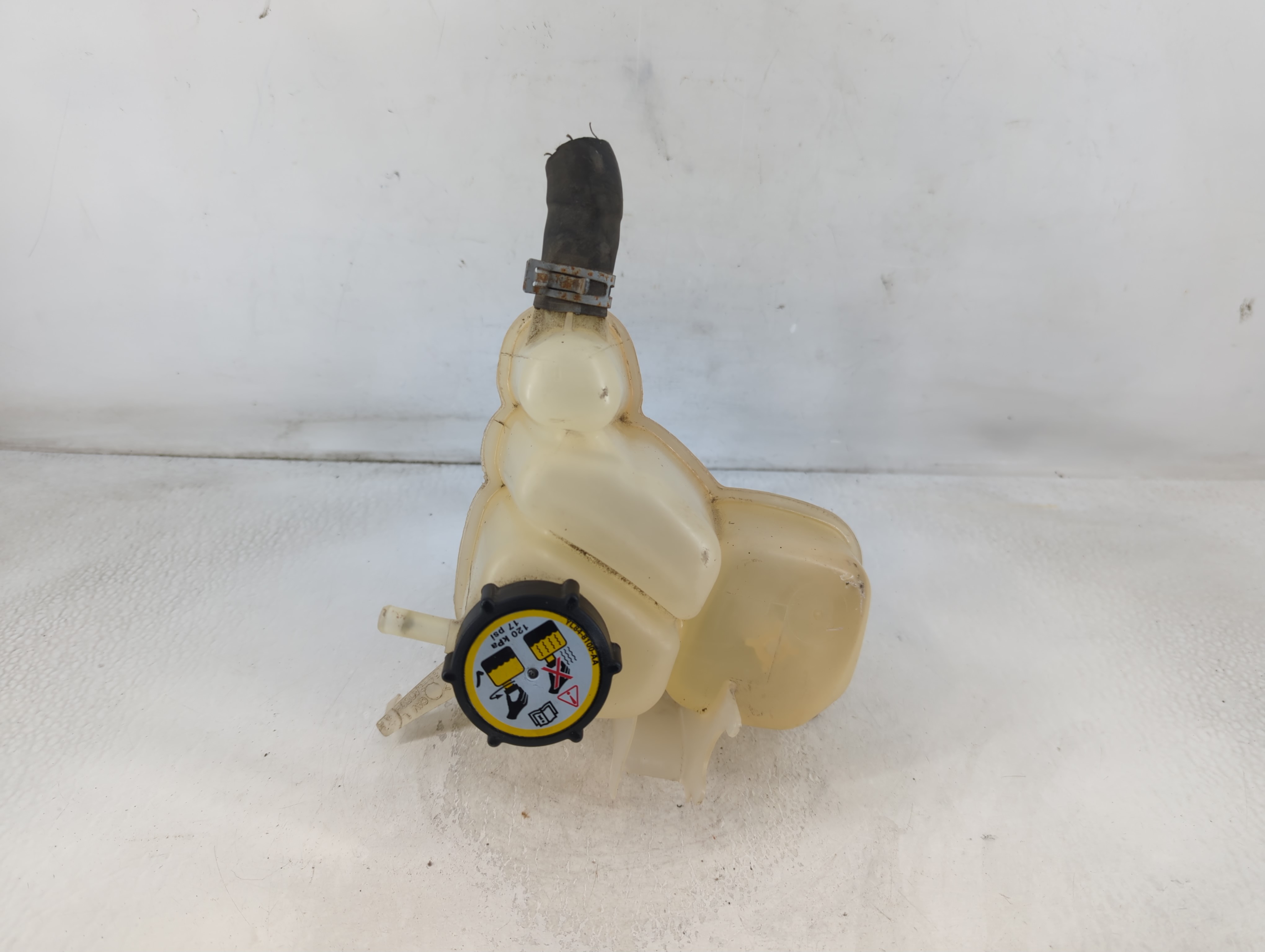 Picture of 2001-2012 Ford Escape Radiator Coolant Overflow Expansion Tank Bottle 789179