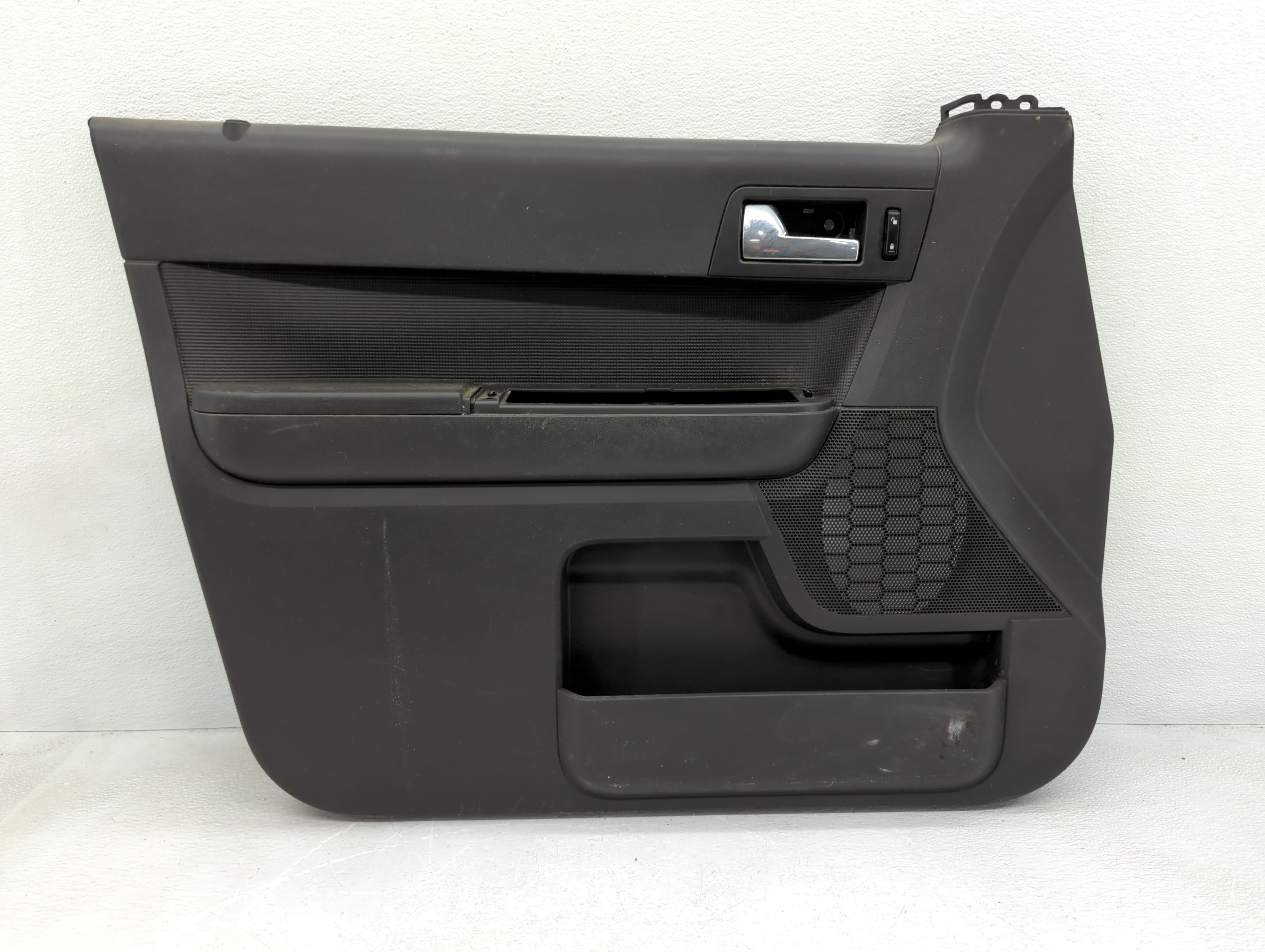 Picture of 2009 Ford Escape Front Left Driver Interior Door Panel Trim 789209