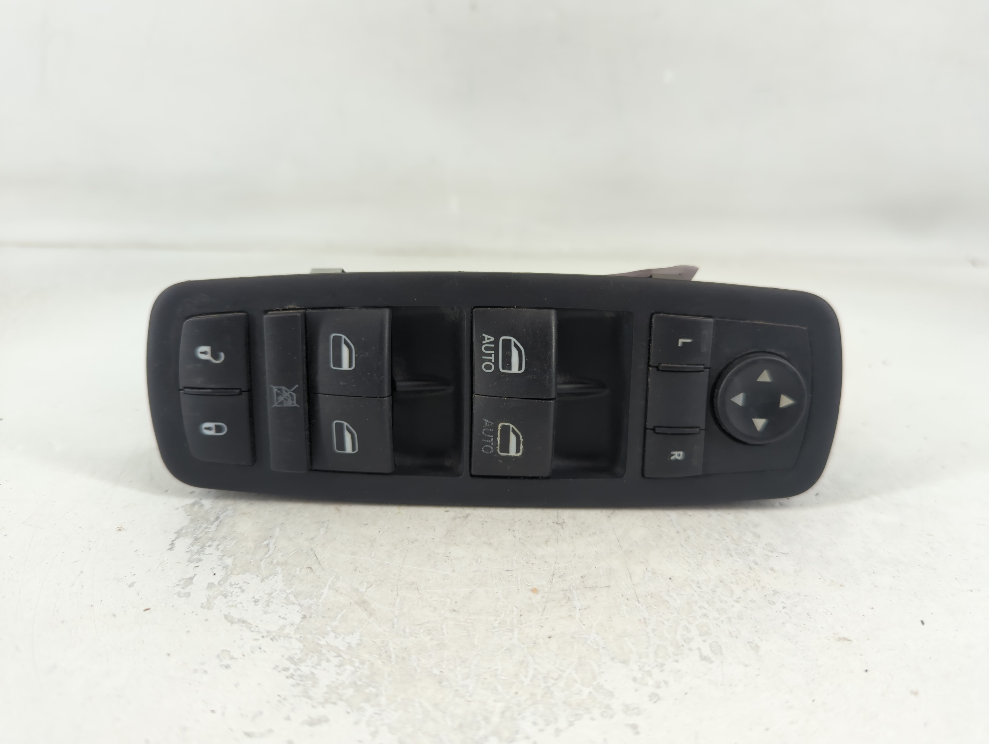 2012 Chrysler Town & Country Driver Left Door Master Power Window Switch 789217 - Oemusedautoparts1.com
