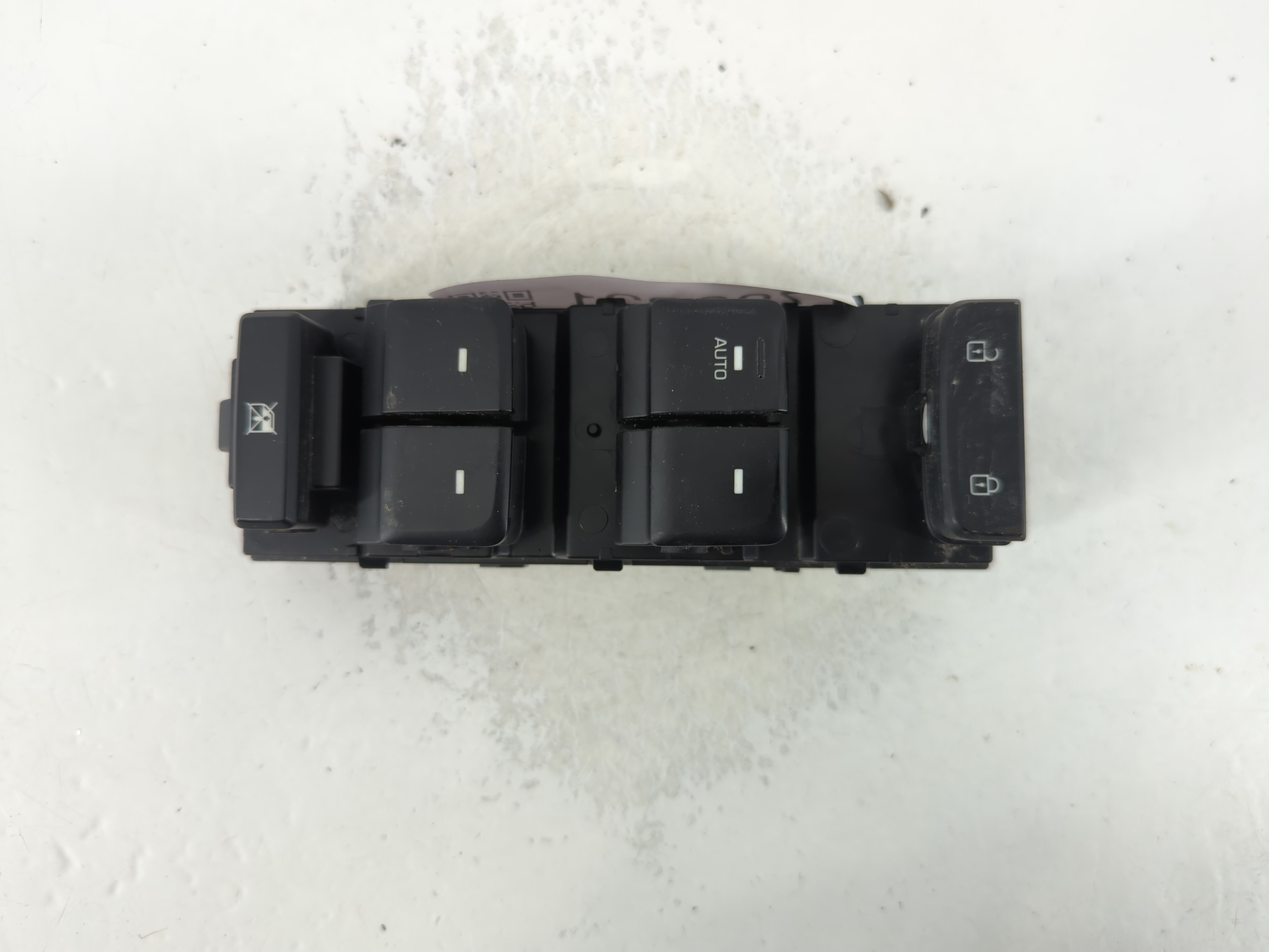 2015-2019 Hyundai Sonata Driver Left Door Master Power Window Switch 789221 - Oemusedautoparts1.com