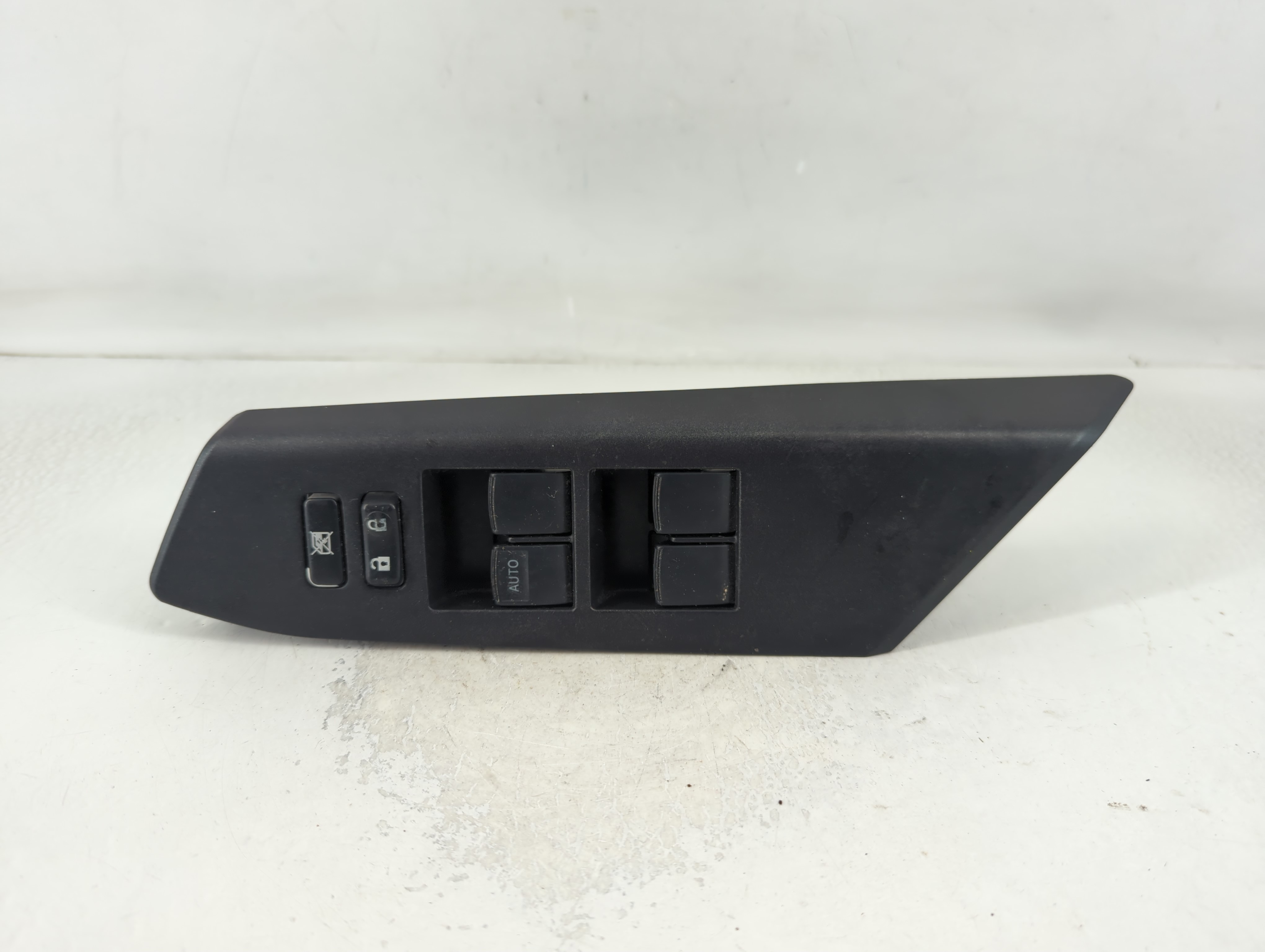 2013-2018 Toyota Rav4 Driver Left Door Master Power Window Switch 789259 - Oemusedautoparts1.com