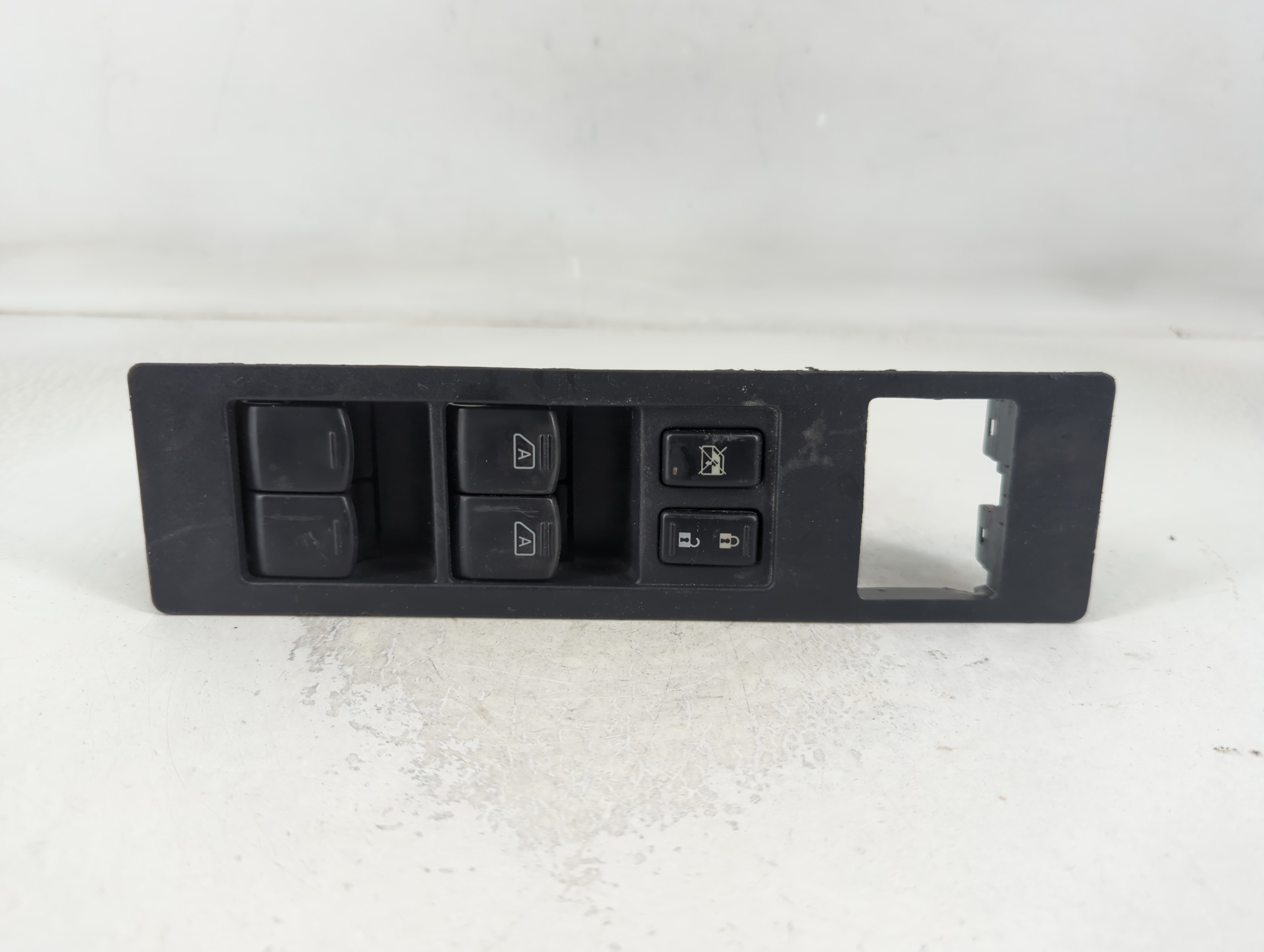 2011-2015 Nissan Rogue Driver Left Door Master Power Window Switch 789265 - Oemusedautoparts1.com