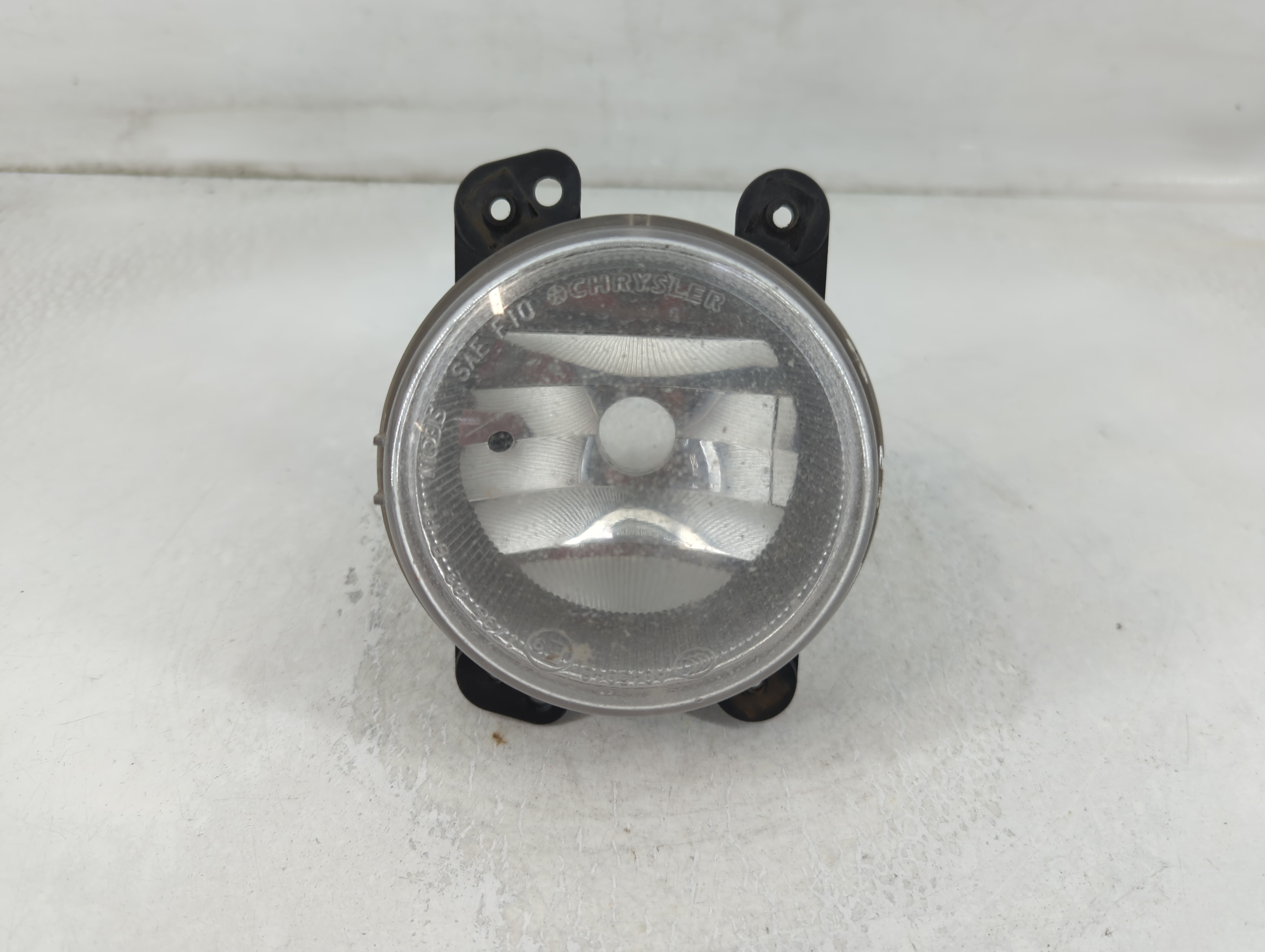 Picture of 2010-2012 Ford Escape Passenger Right Oem Fog Light Lamp 789300