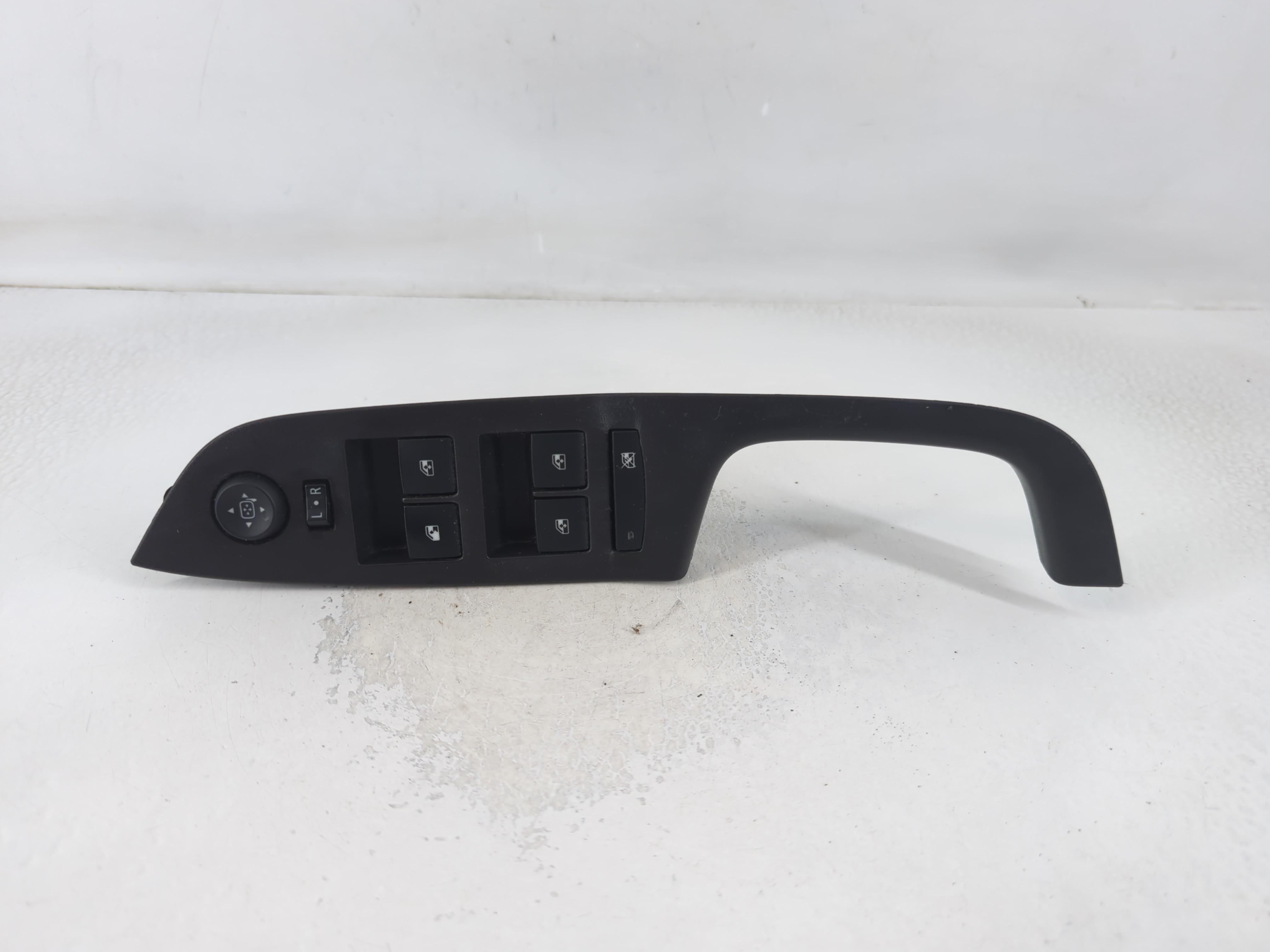 2012-2017 Chevrolet Equinox Driver Left Door Master Power Window Switch 789333 - Oemusedautoparts1.com