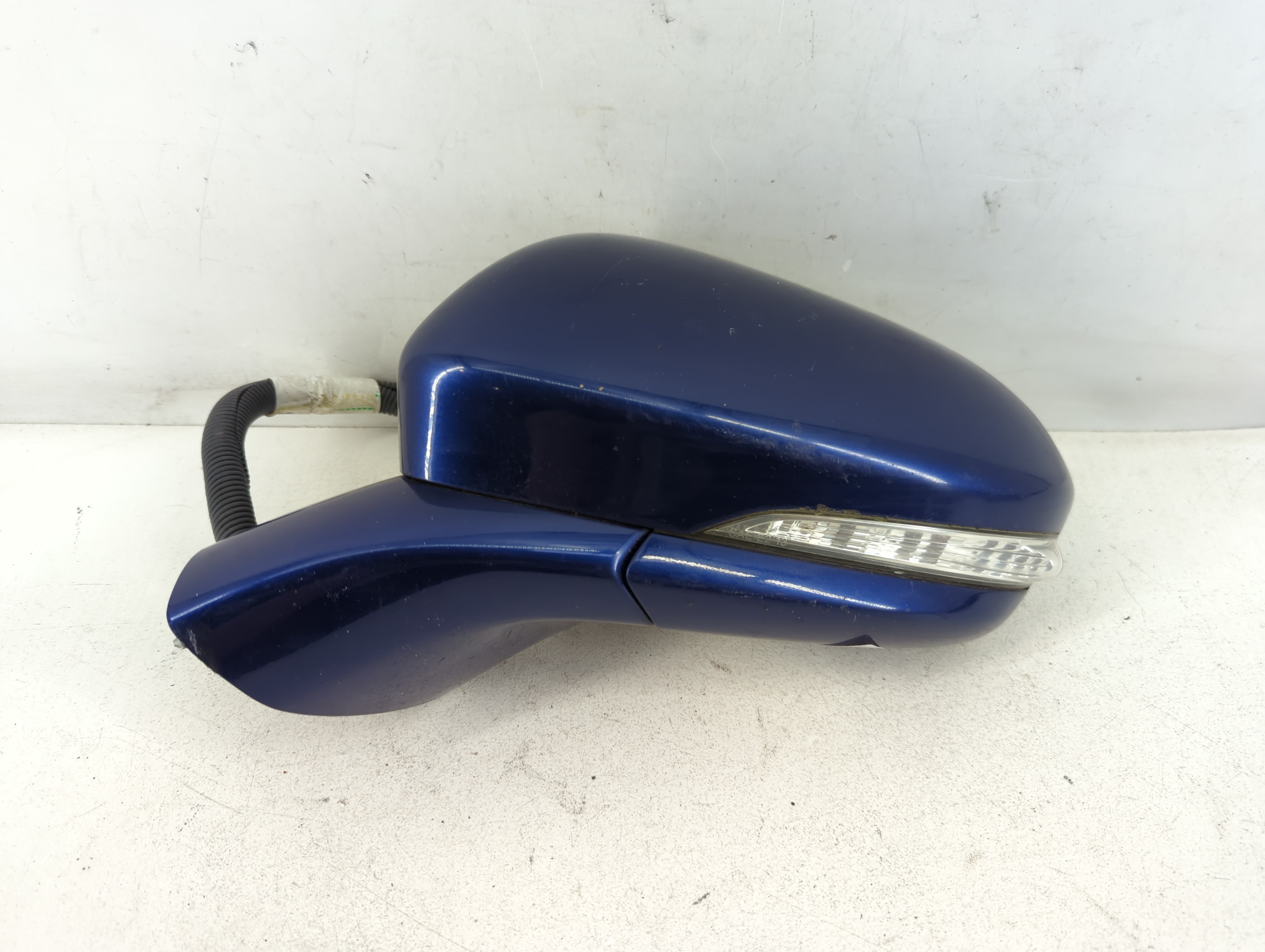2013-2014 Ford Fusion Driver Left Side View Power Door Mirror Blue 789345 - Oemusedautoparts1.com