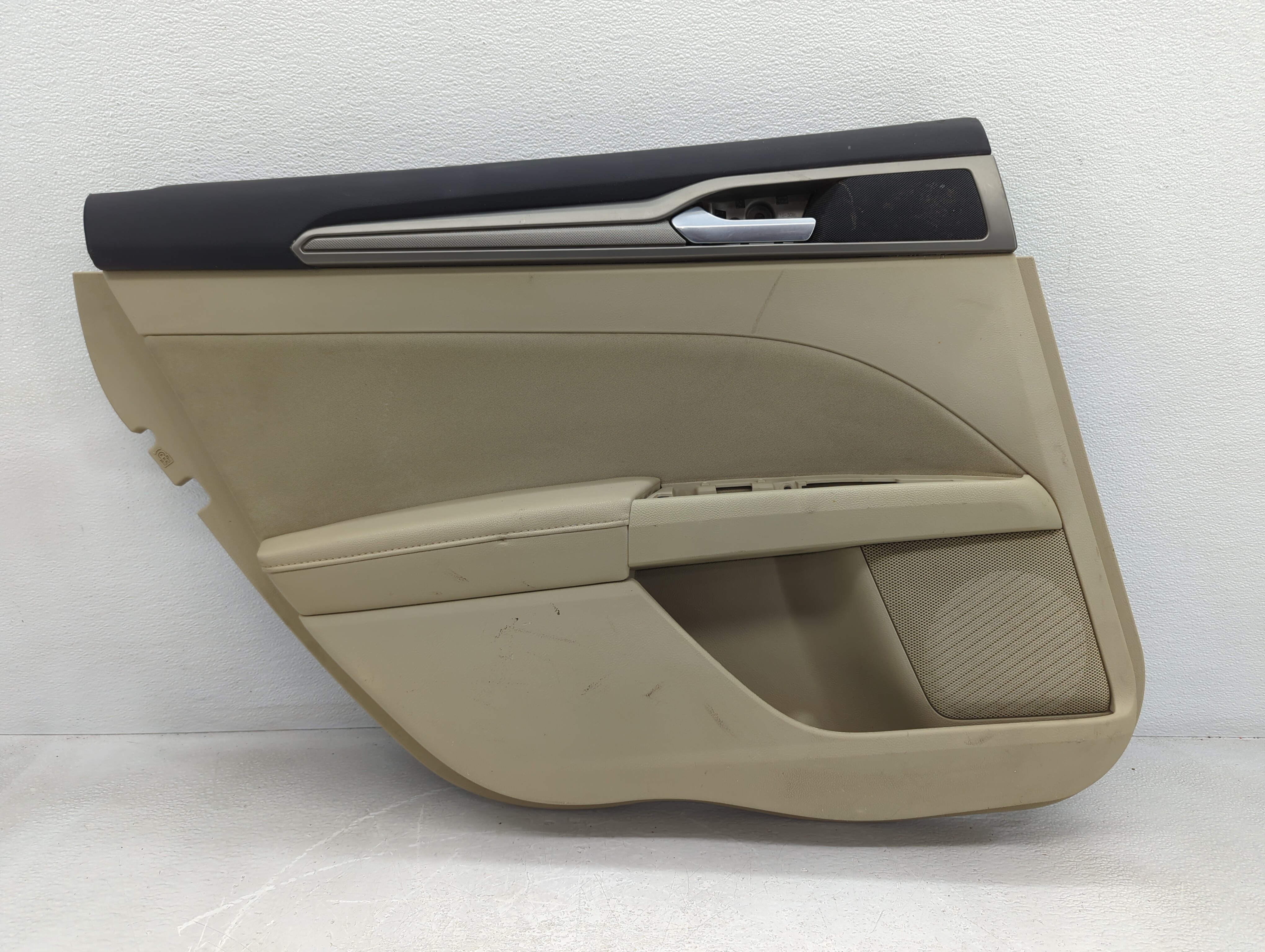 2013 Ford Fusion Rear Left Driver Interior Door Panel Trim 789406 - Oemusedautoparts1.com