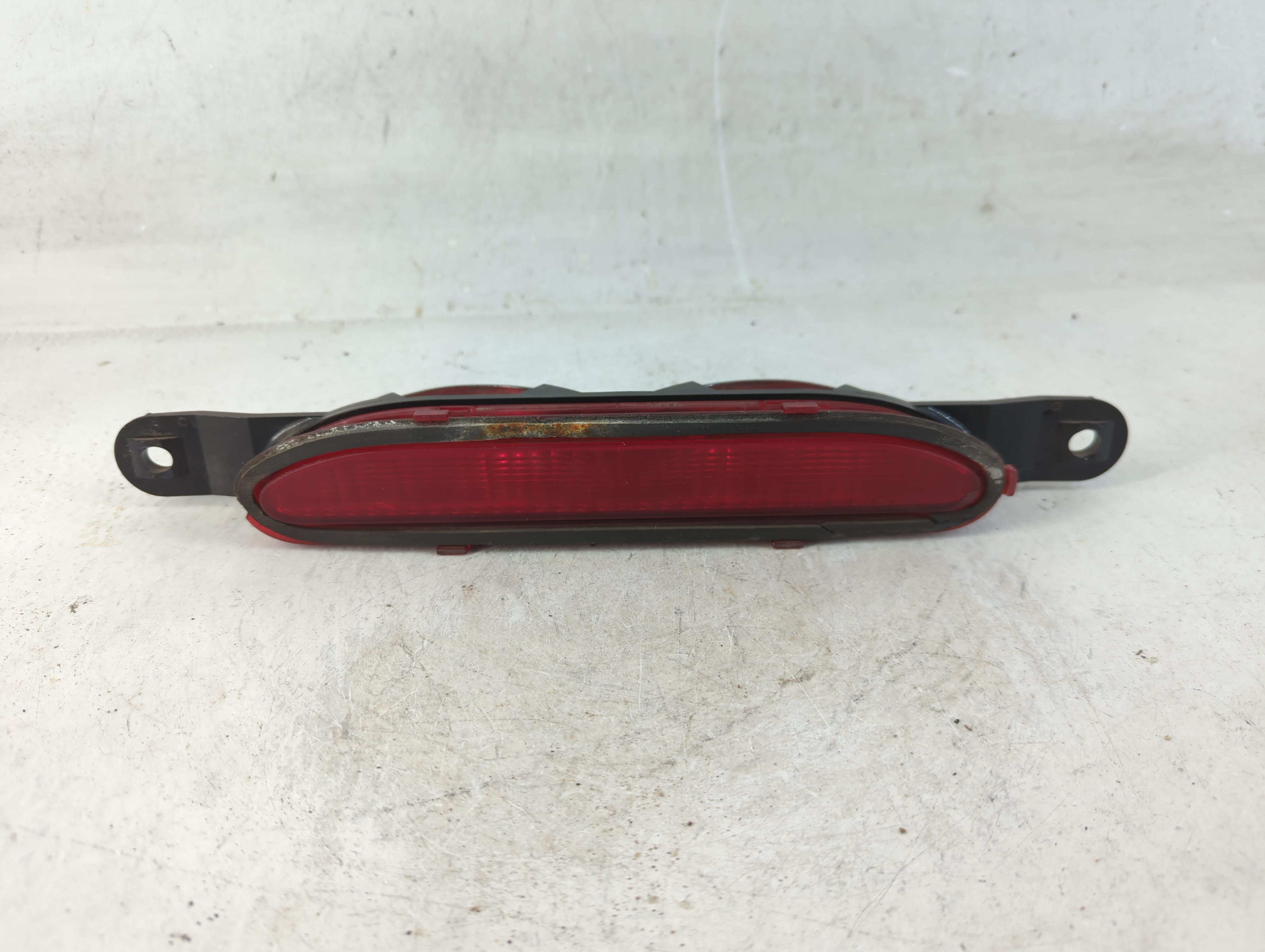 1997 Ford Mustang Third Brake Light Tail Light 789470 - Oemusedautoparts1.com