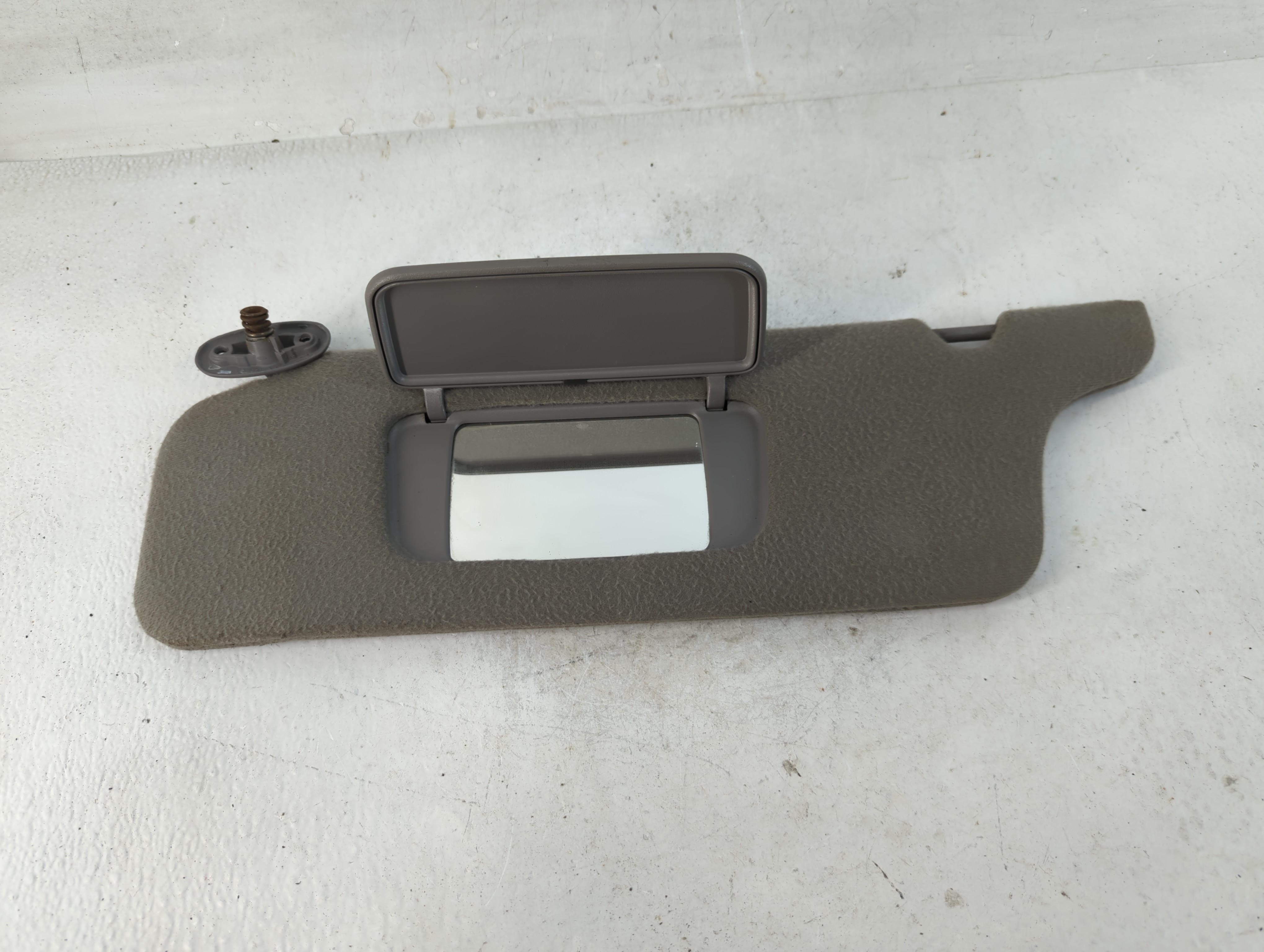 Picture of 2000-2002 Ford Mustang Driver Sun Visor Mirror Left Sunvisor 789478