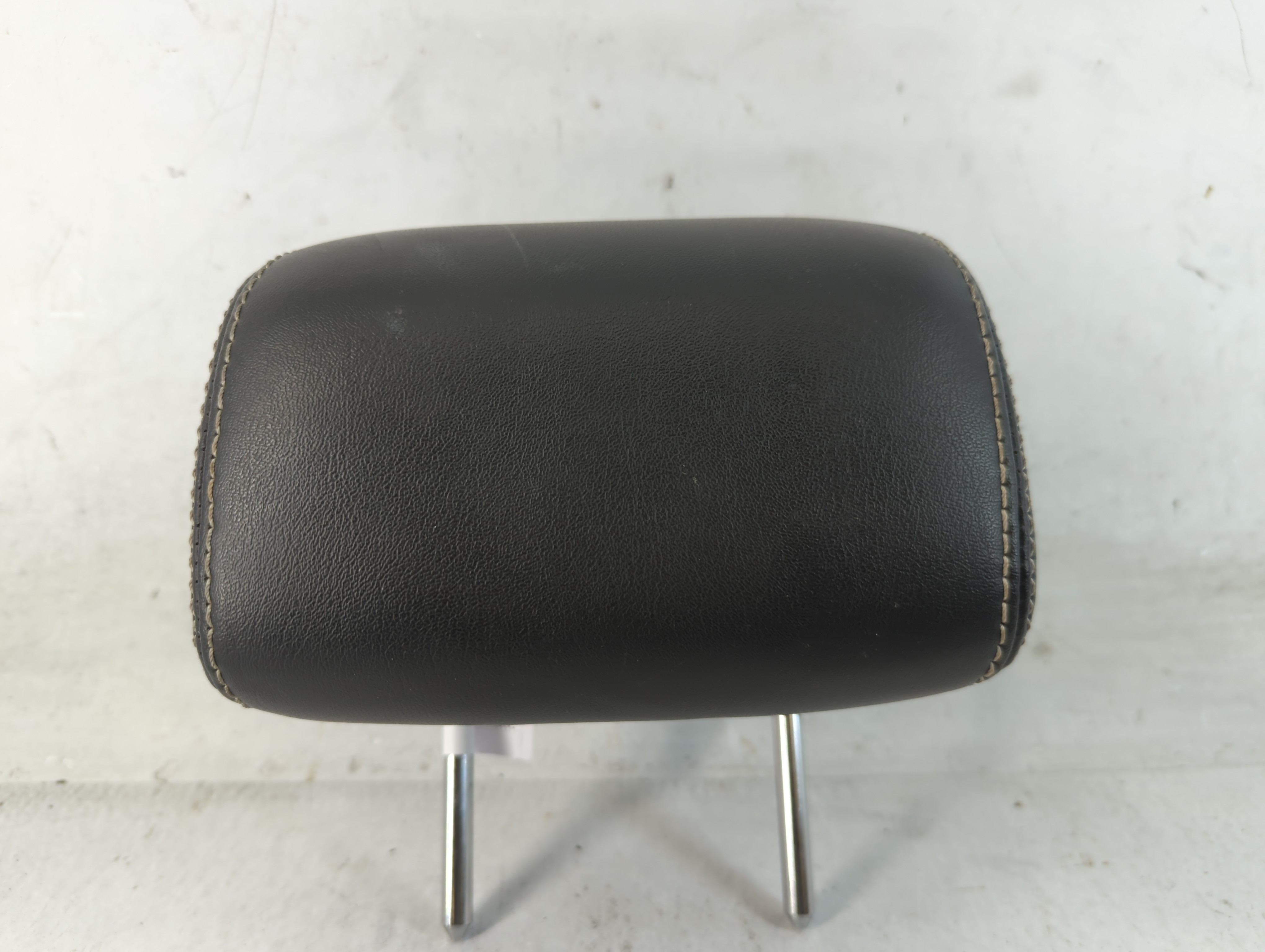 Picture of 2010-2010 Ford Fusion Headrest Head Rest Rear Center Seat 789632