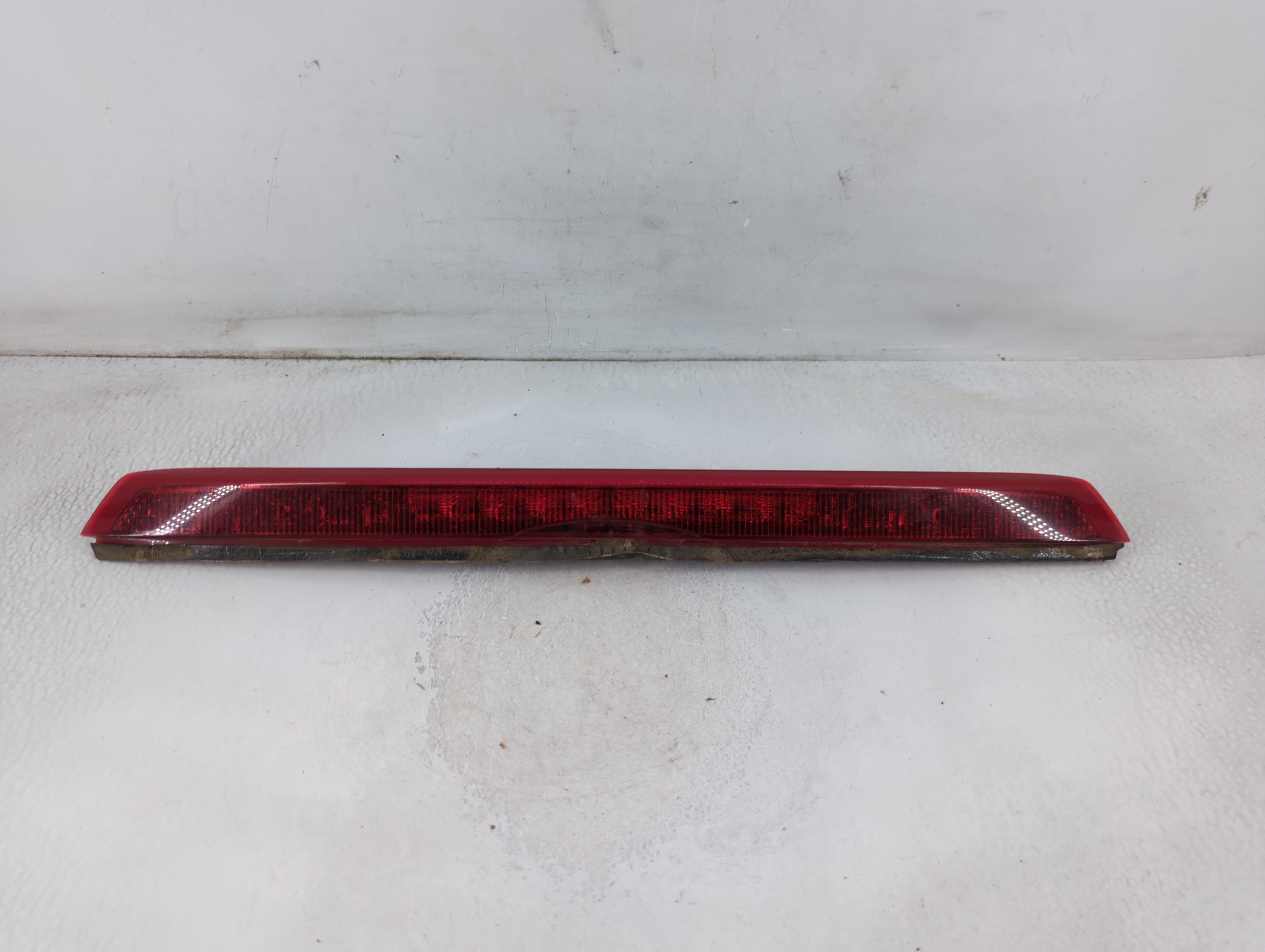 Picture of 2010 Ford Fusion Third Brake Light Tail Light 789668