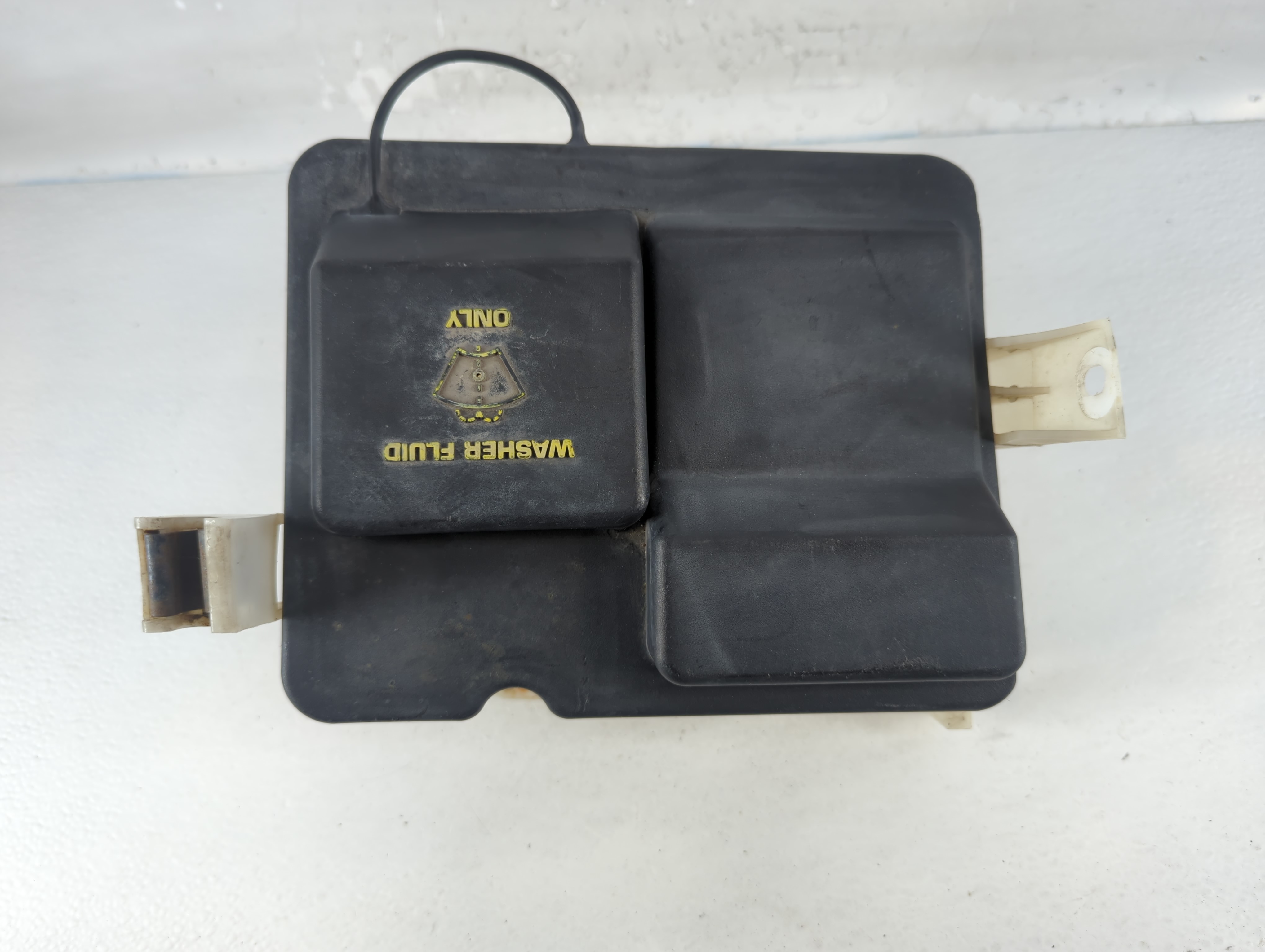 1998-2006 Ford F-150 Windshield Washer Fluid Reservoir Bottle Oem 789701 - Oemusedautoparts1.com