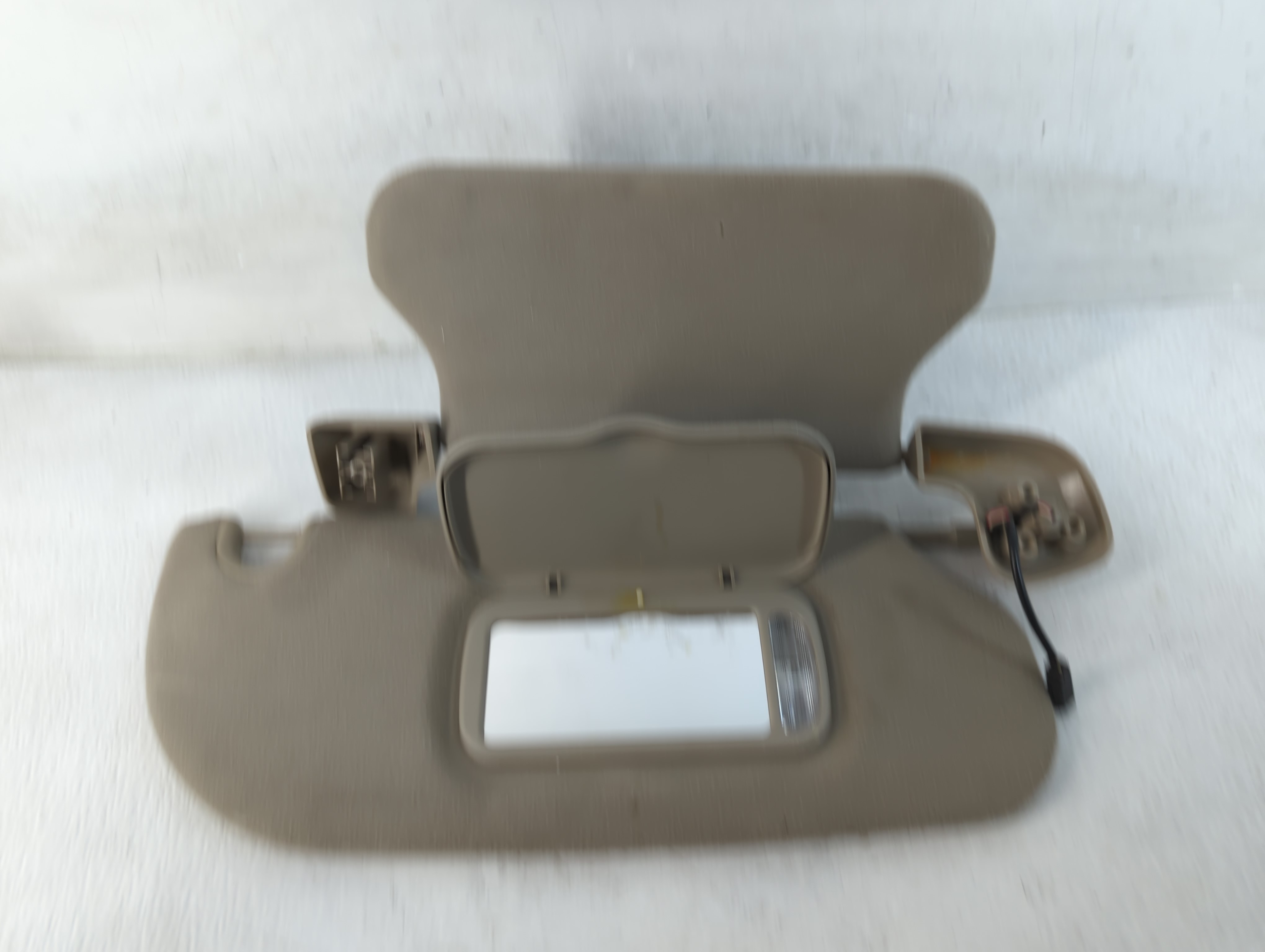 2007-2009 Ford Expedition Passenger Sun Visor Mirror Right Sunvisor Grey 790085 - Oemusedautoparts1.com