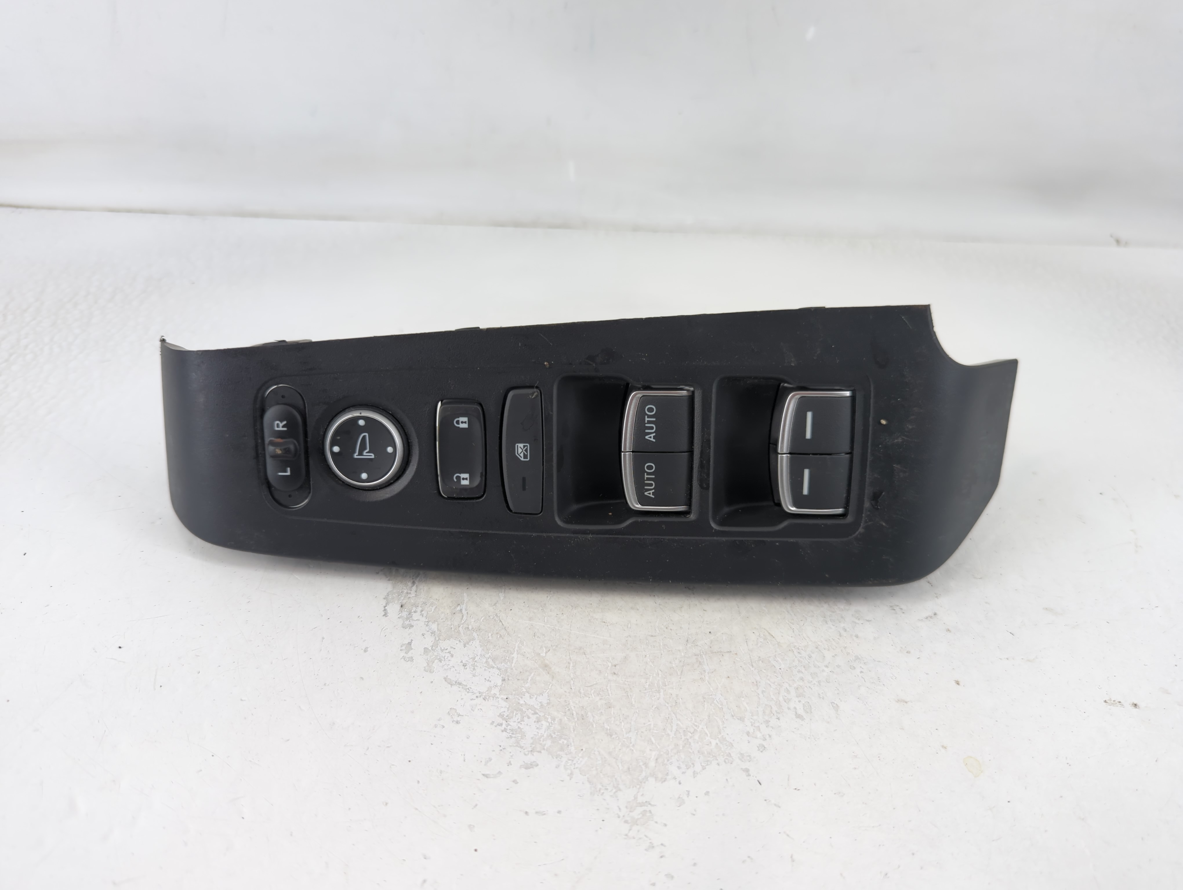 2022-2022 Honda Civic Driver Left Door Master Power Window Switch 790354 - Oemusedautoparts1.com