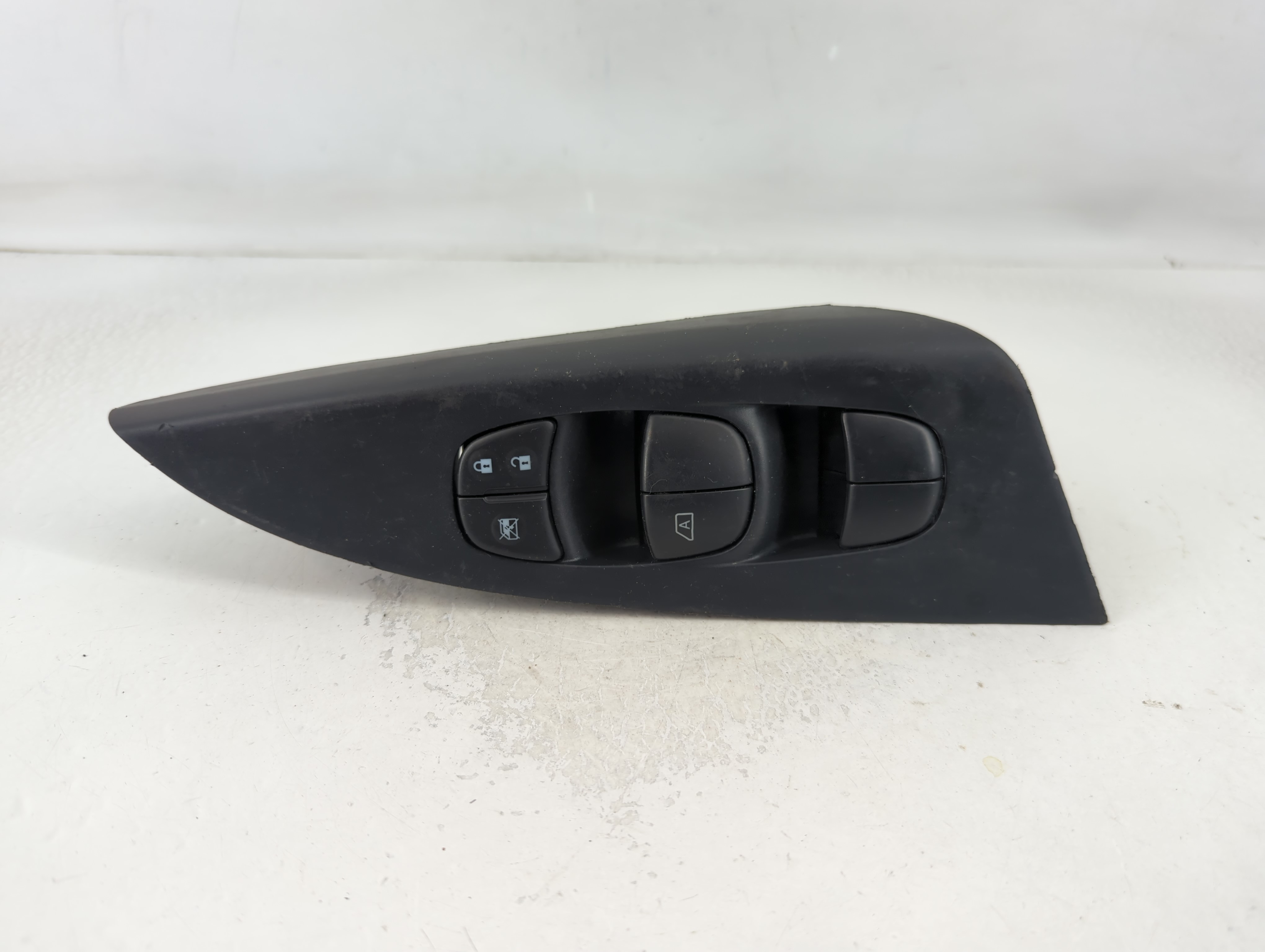 Picture of 2013-2019 Nissan Sentra Driver Left Door Master Power Window Switch 790356