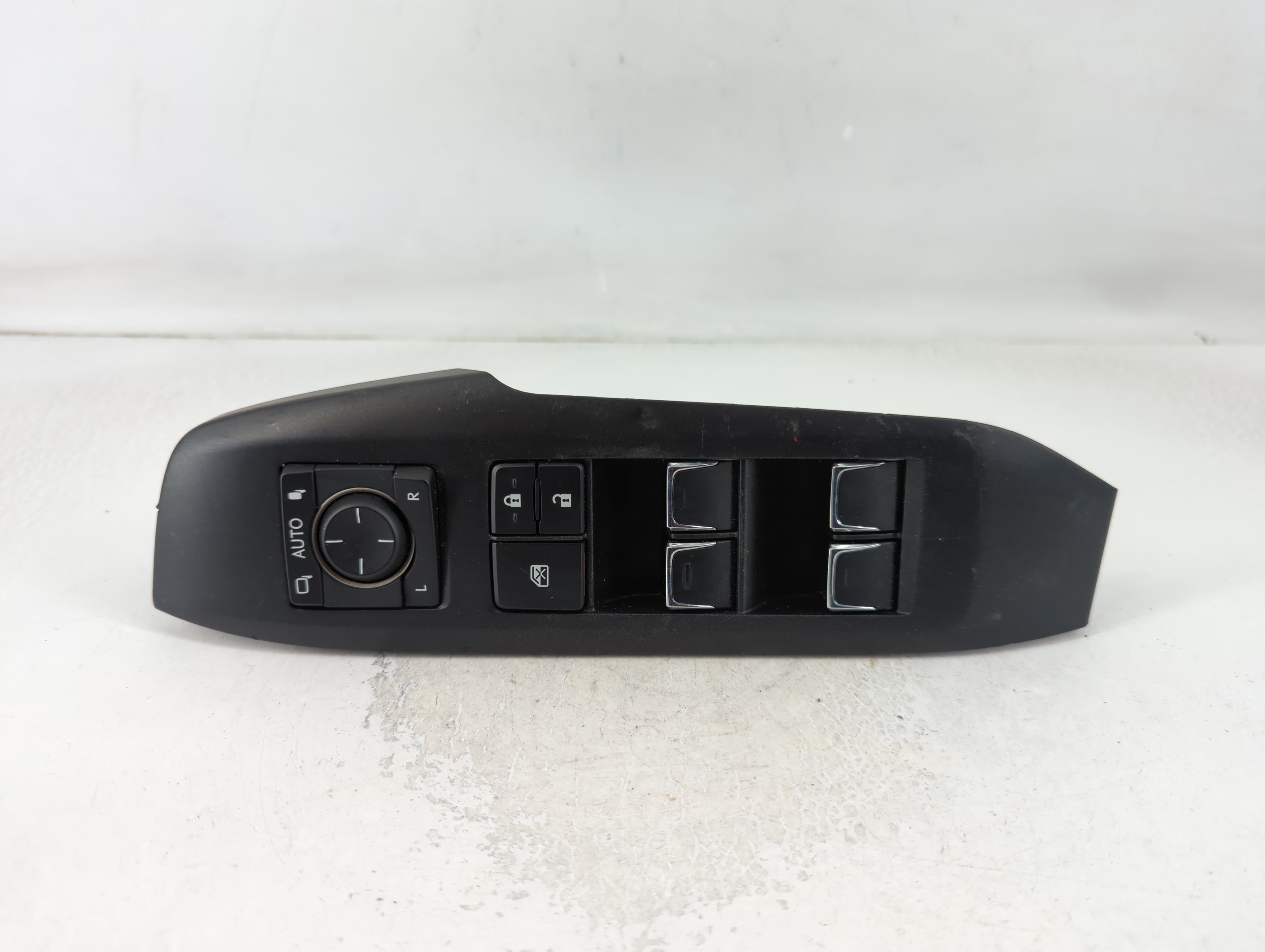 Picture of 2018-2021 Lexus Nx300 Driver Left Door Master Power Window Switch 790393