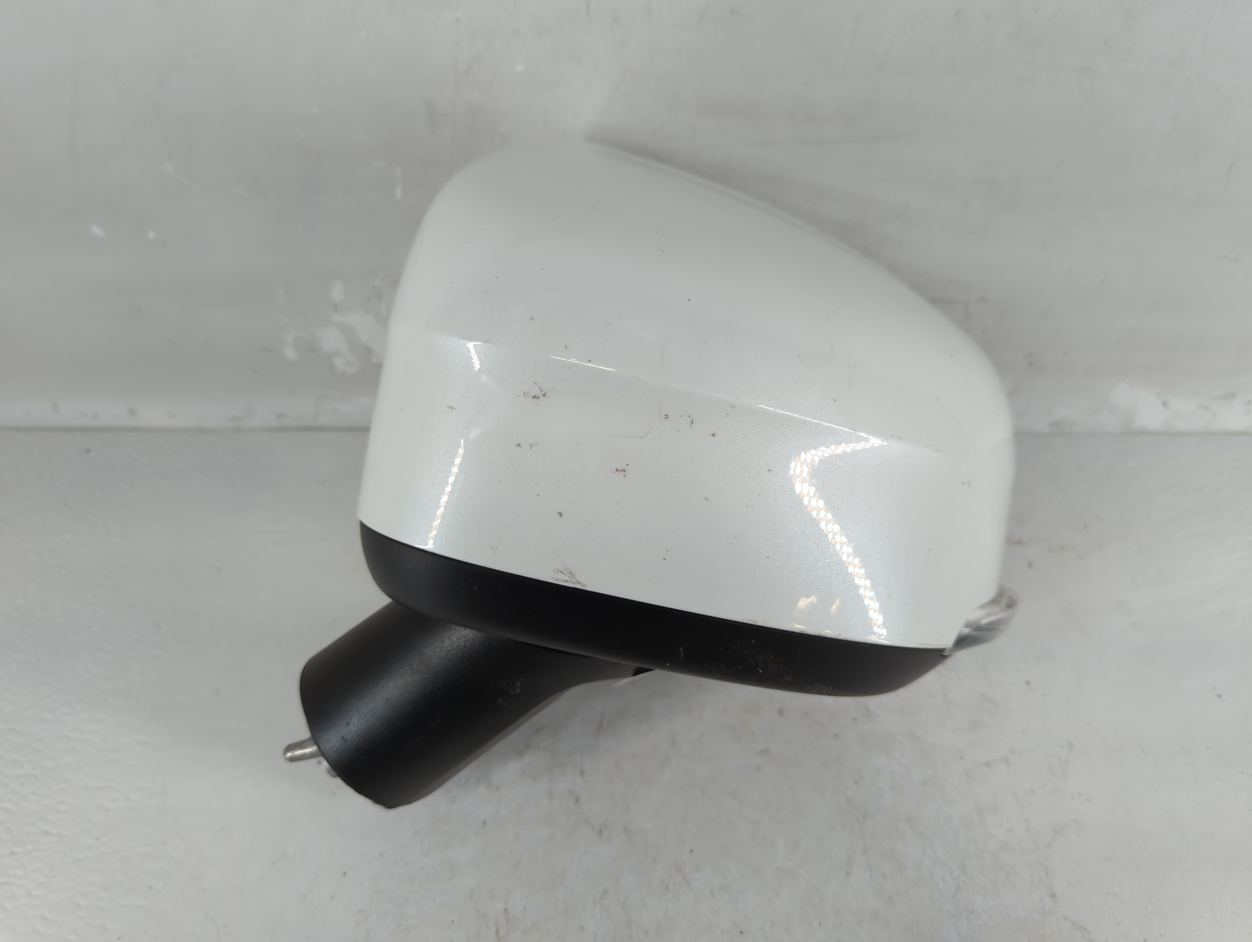 2018-2021 Volvo Xc90 Driver Left Side View Power Door Mirror White 790859 - Oemusedautoparts1.com