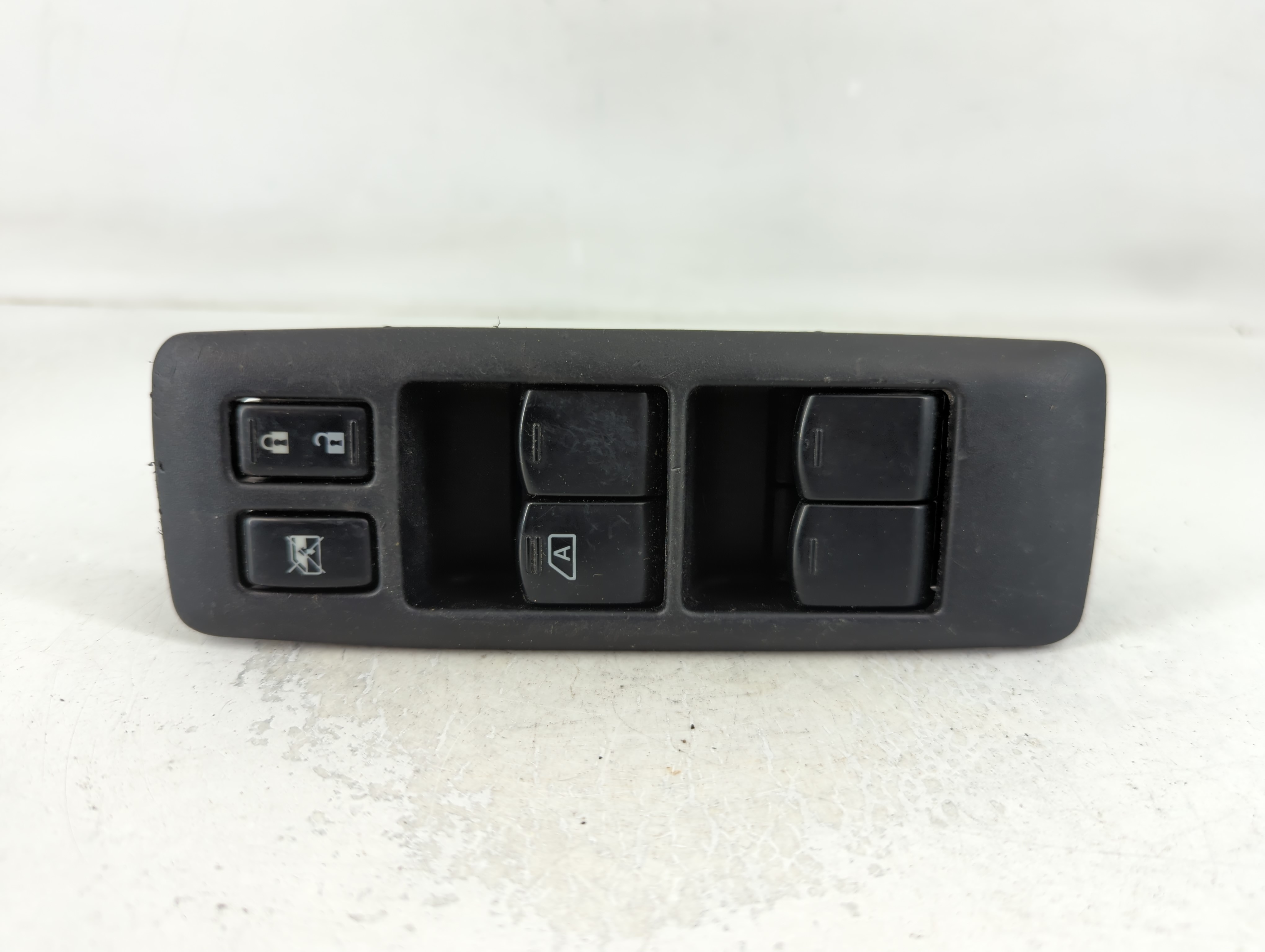 Picture of 2011-2015 Nissan Rogue Driver Left Door Master Power Window Switch 790901