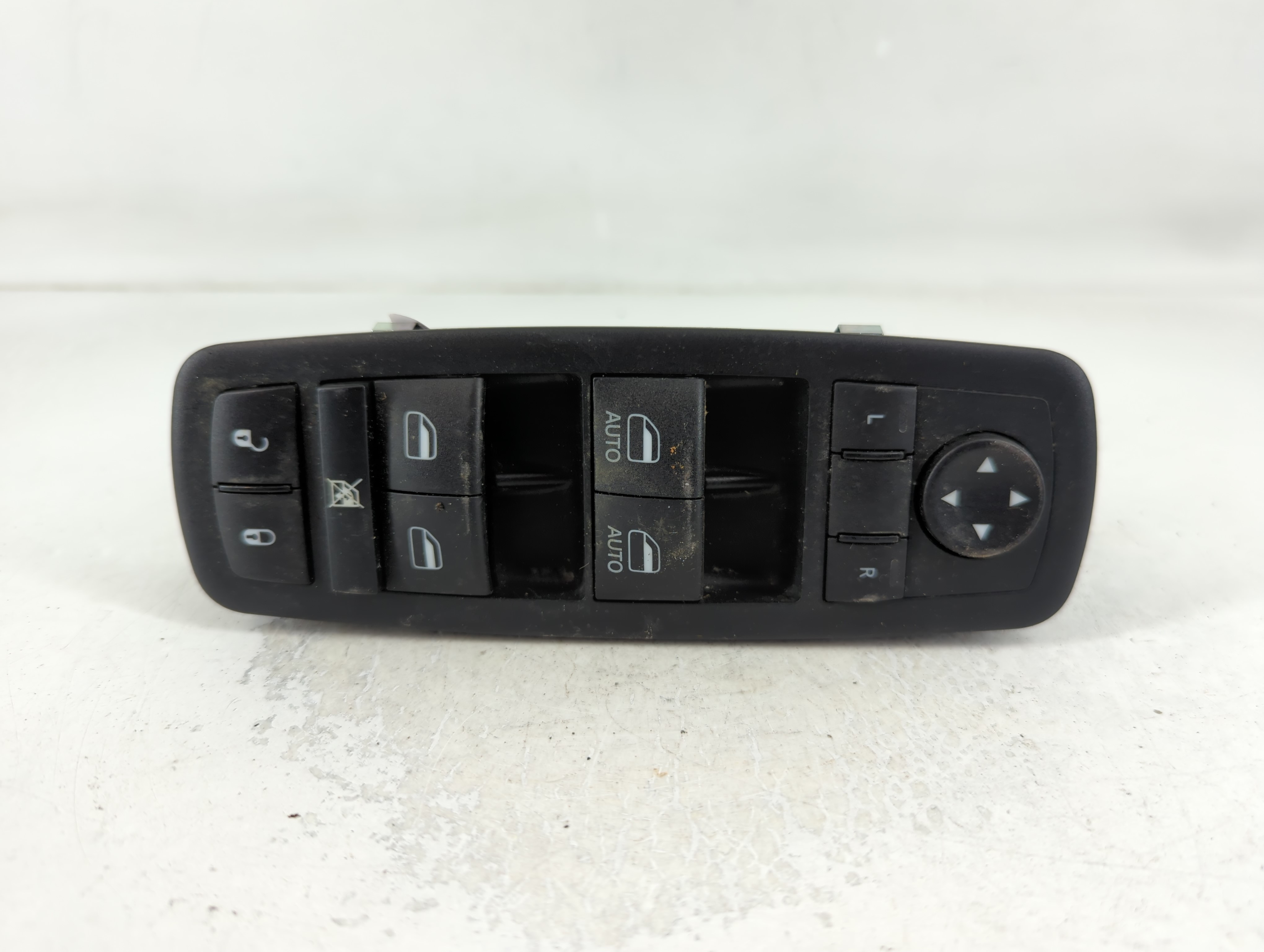 2016-2022 Jeep Grand Cherokee Driver Left Door Master Power Window Switch 790906 - Oemusedautoparts1.com
