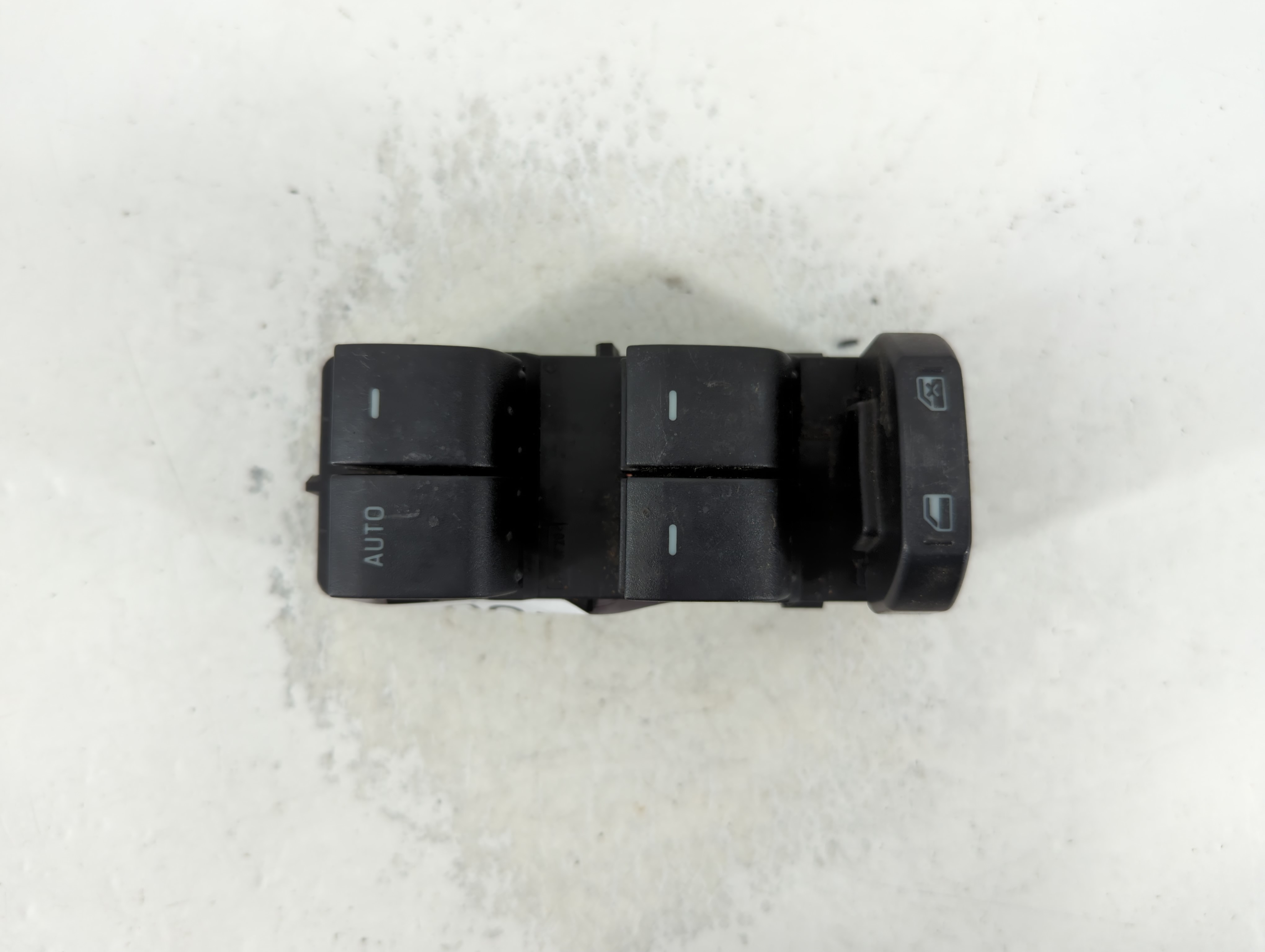 2008-2009 Ford Fusion Driver Left Door Master Power Window Switch 790936 - Oemusedautoparts1.com