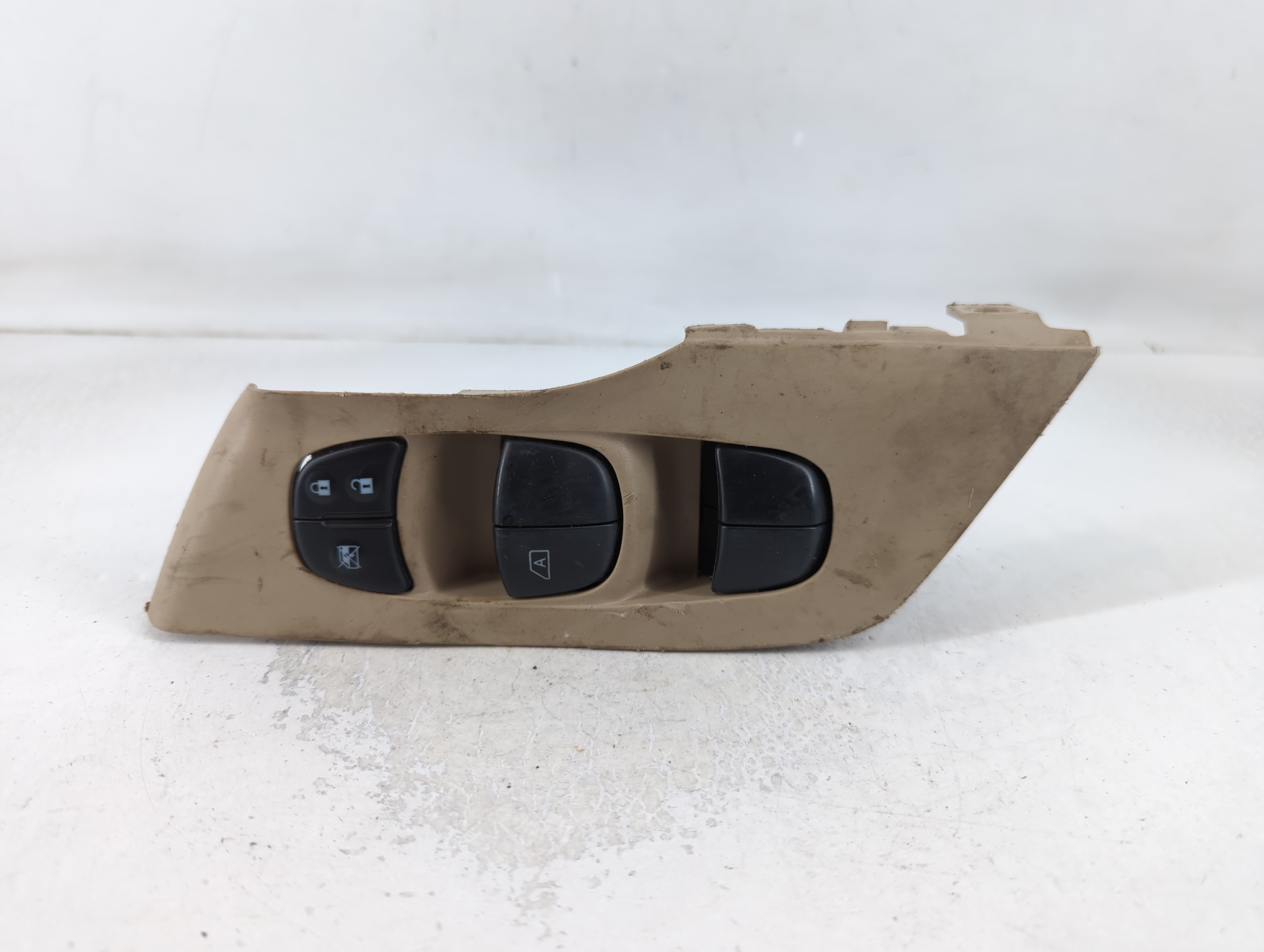 2013-2018 Nissan Altima Driver Left Door Master Power Window Switch 790938 - Oemusedautoparts1.com