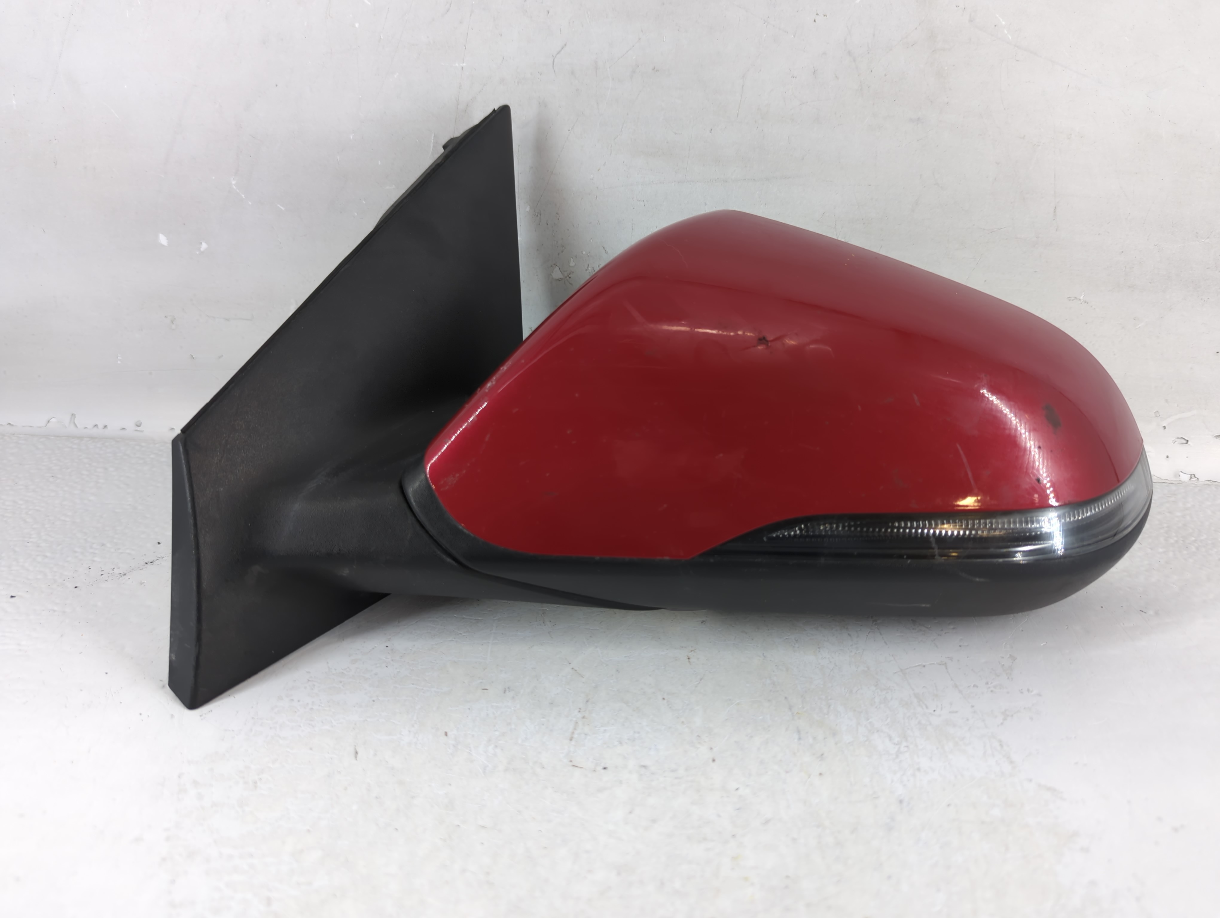 2018-2019 Hyundai Sonata Driver Left Side View Power Door Mirror Red 791063 - Oemusedautoparts1.com