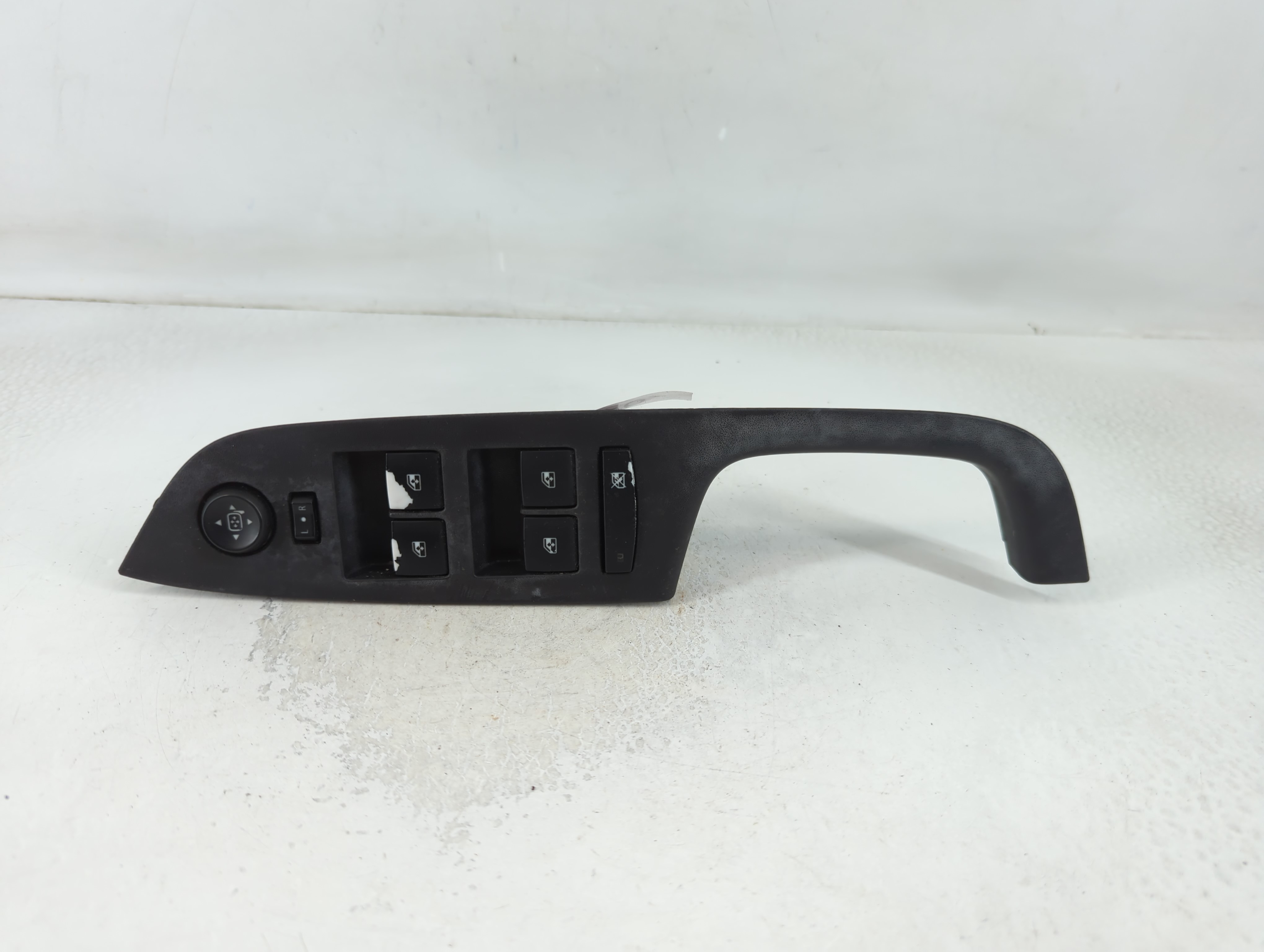 2010-2017 Chevrolet Equinox Driver Left Door Master Power Window Switch 791095 - Oemusedautoparts1.com