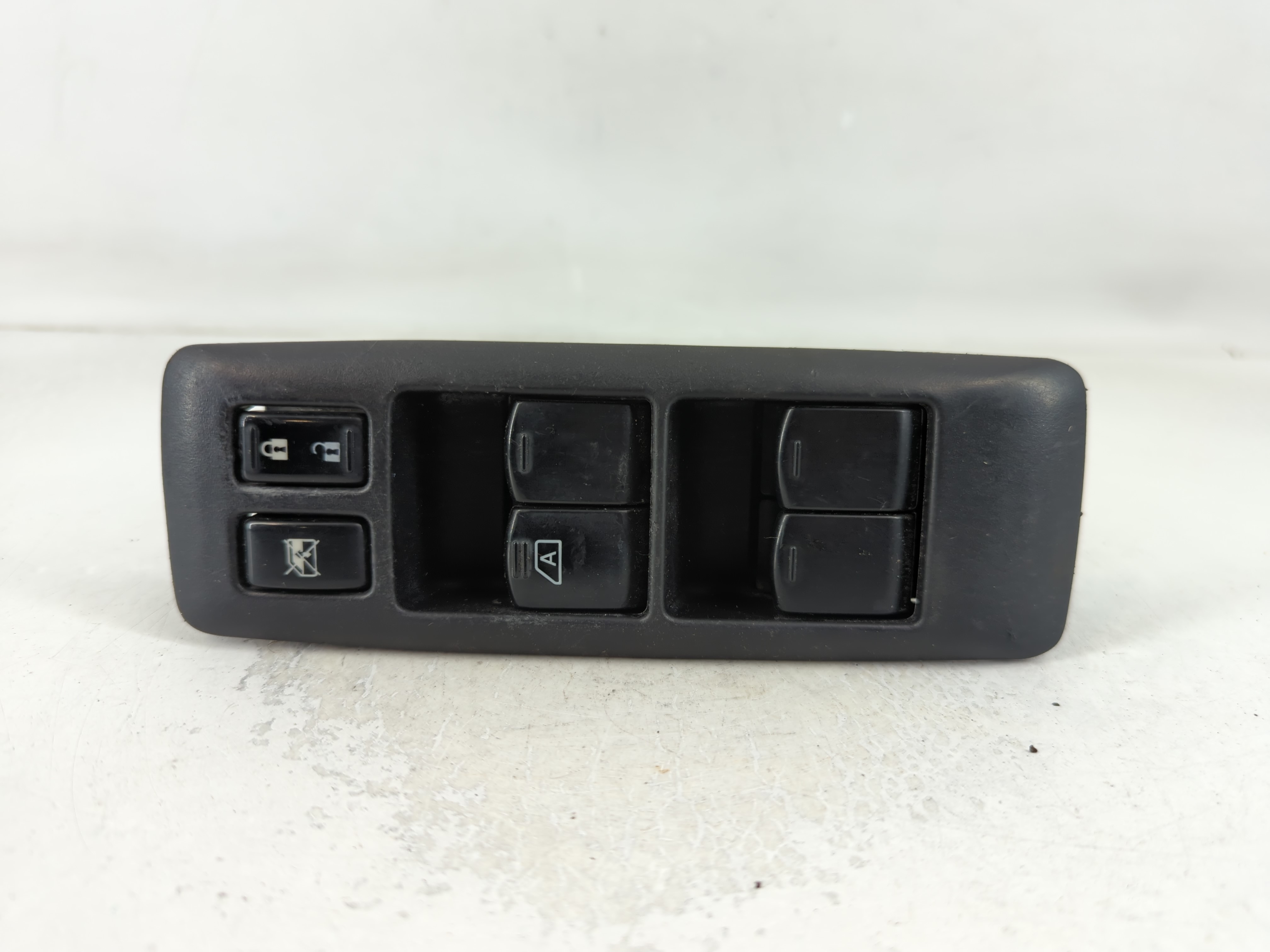2011-2015 Nissan Rogue Driver Left Door Master Power Window Switch 791097 - Oemusedautoparts1.com