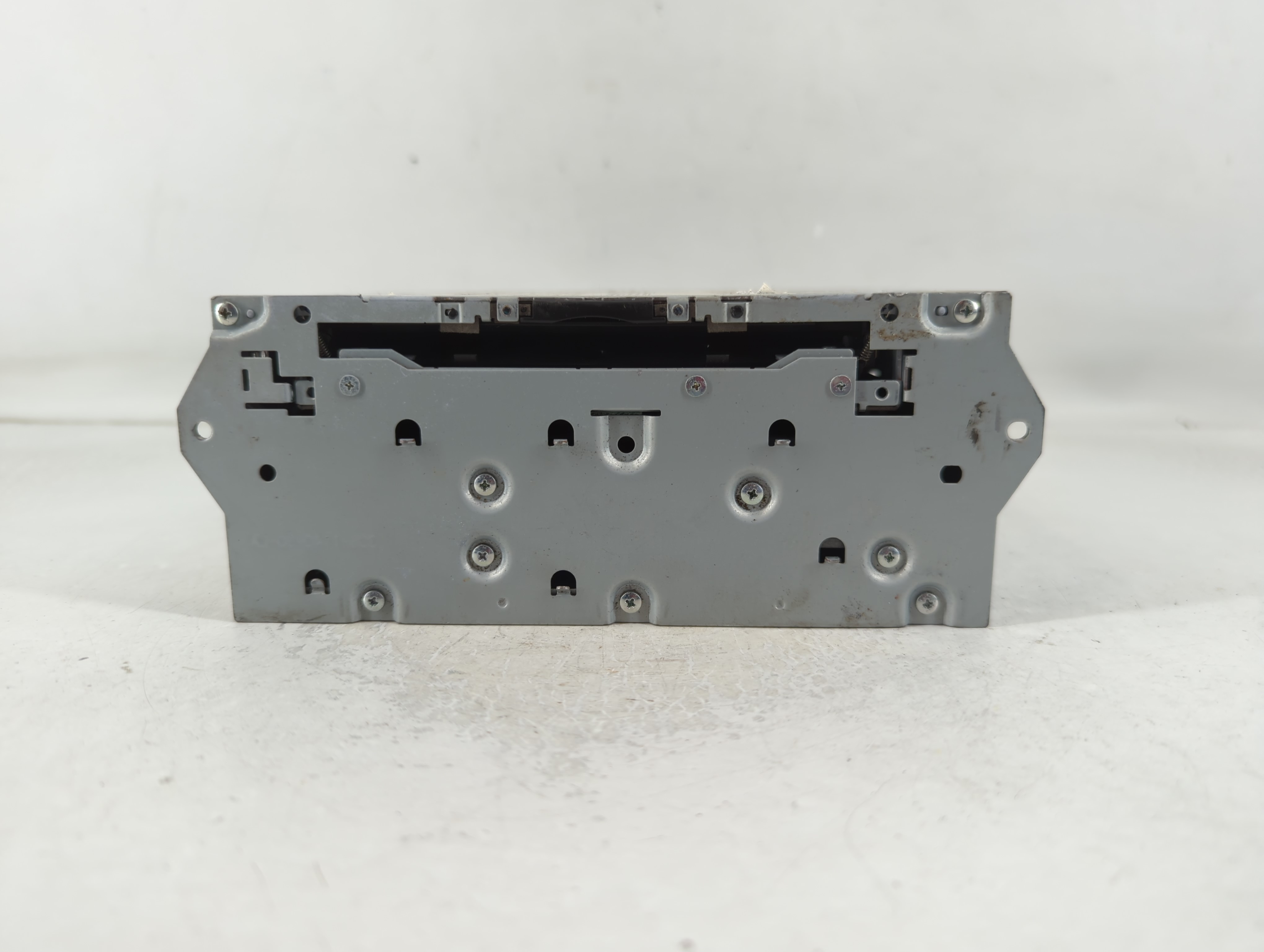 2017-2020 Nissan Pathfinder Am Fm Cd Player Radio Receiver 791151 - Oemusedautoparts1.com