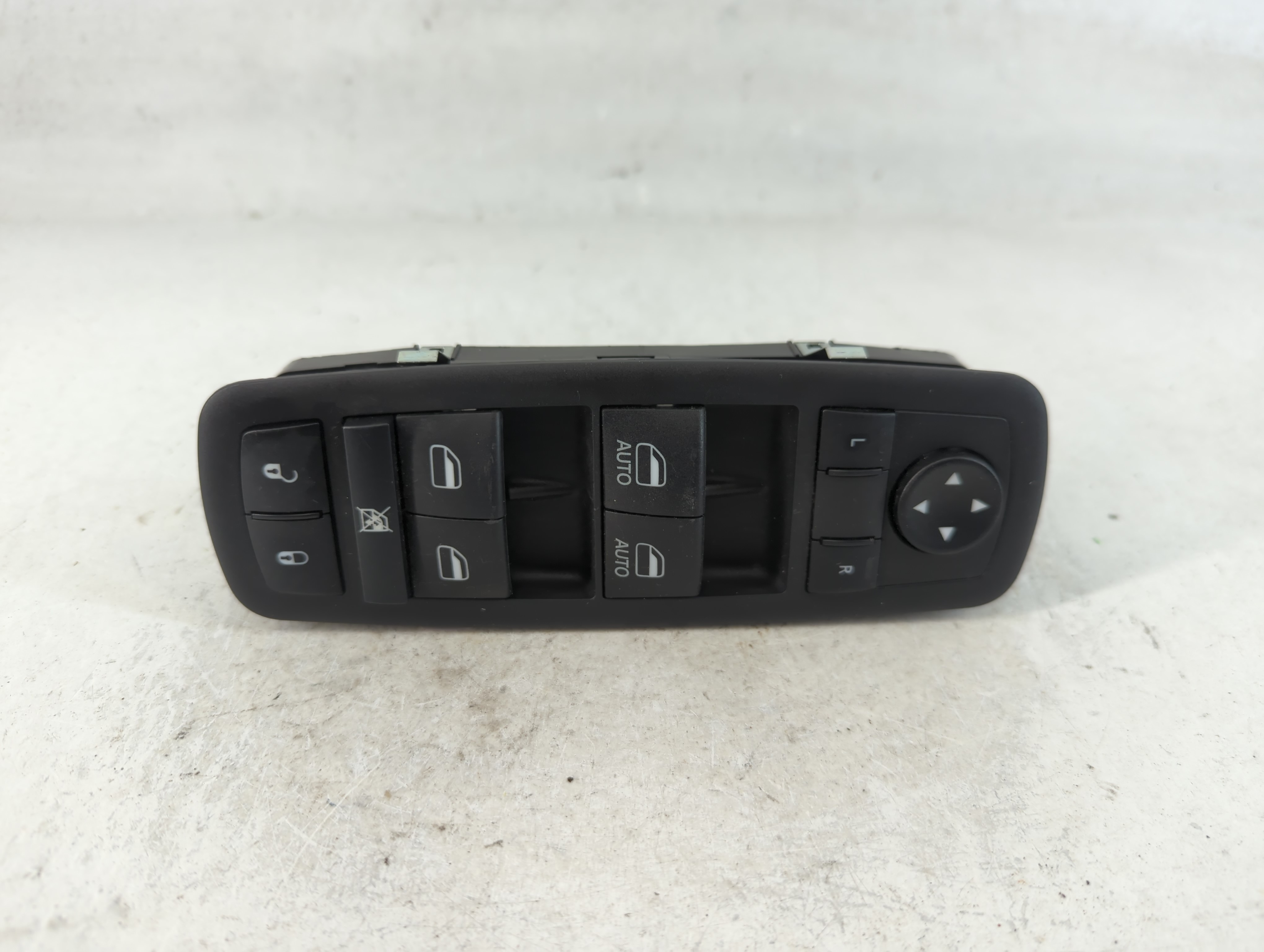 Picture of 2017-2022 Chrysler Pacifica Driver Left Door Master Power Window Switch 791183