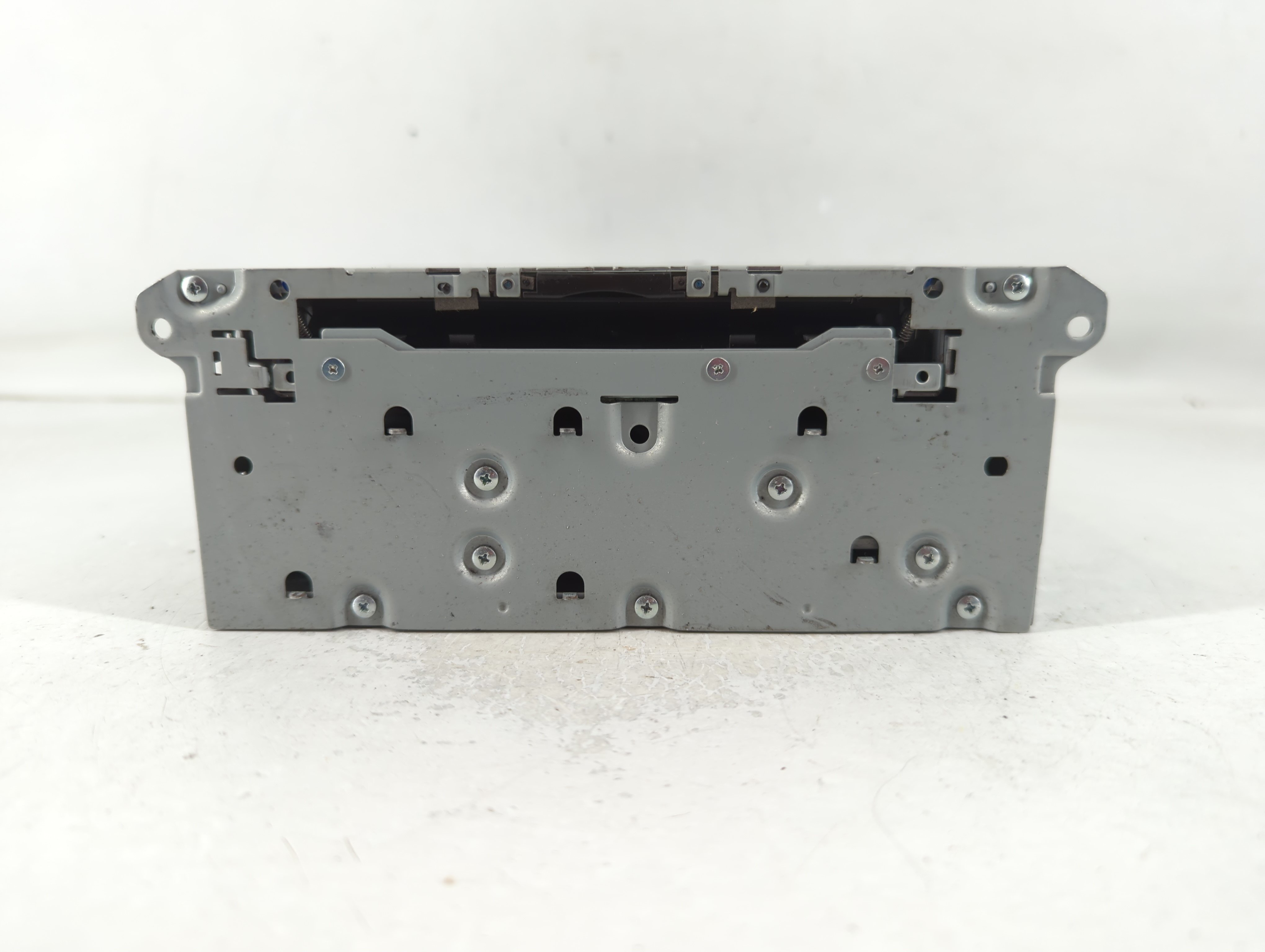 2017-2020 Infiniti Q60 Am Fm Cd Player Radio Receiver 791226 - Oemusedautoparts1.com