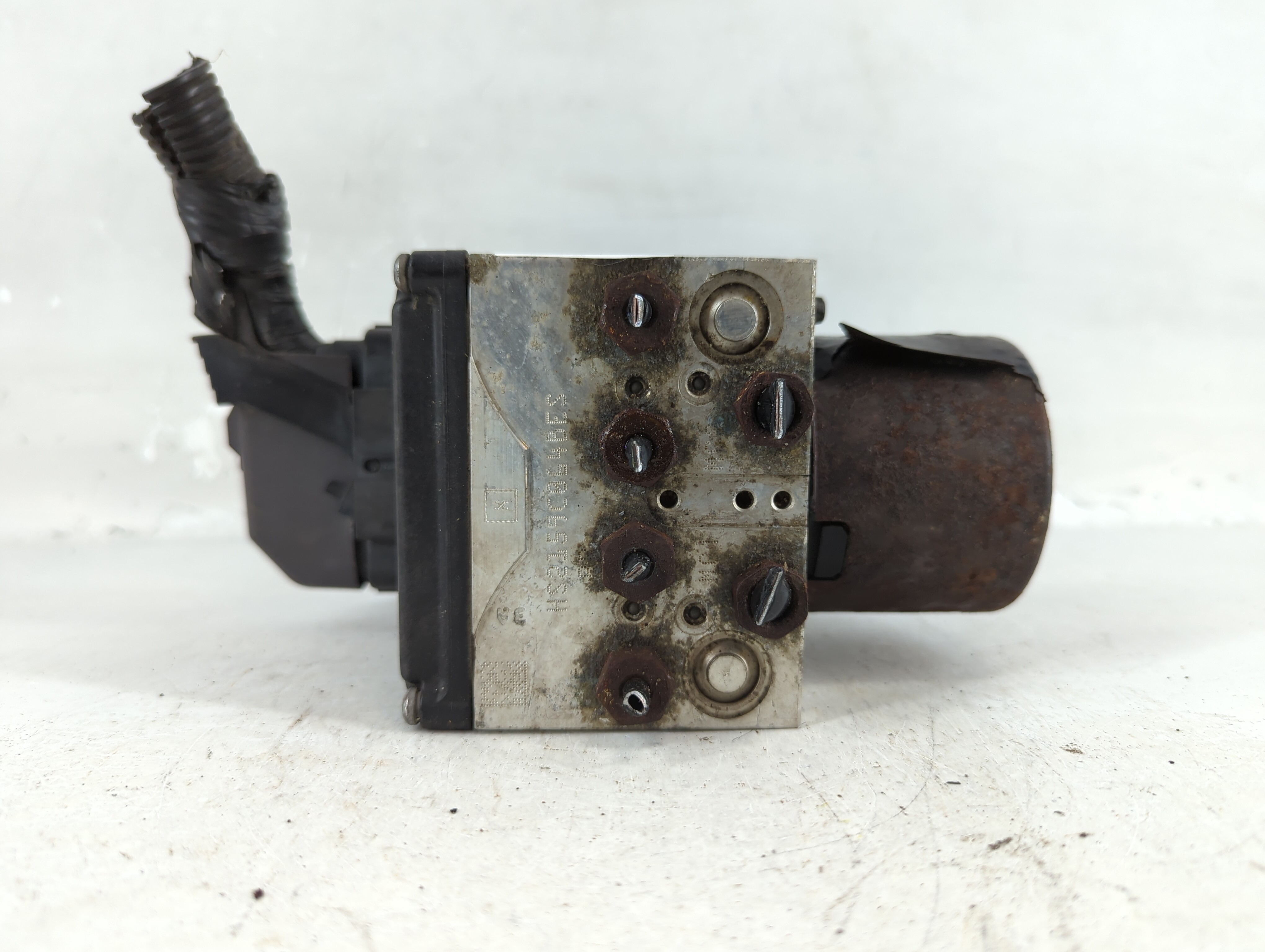 2010-2014 Cadillac Cts Abs Pump Control Module 791252 - Oemusedautoparts1.com