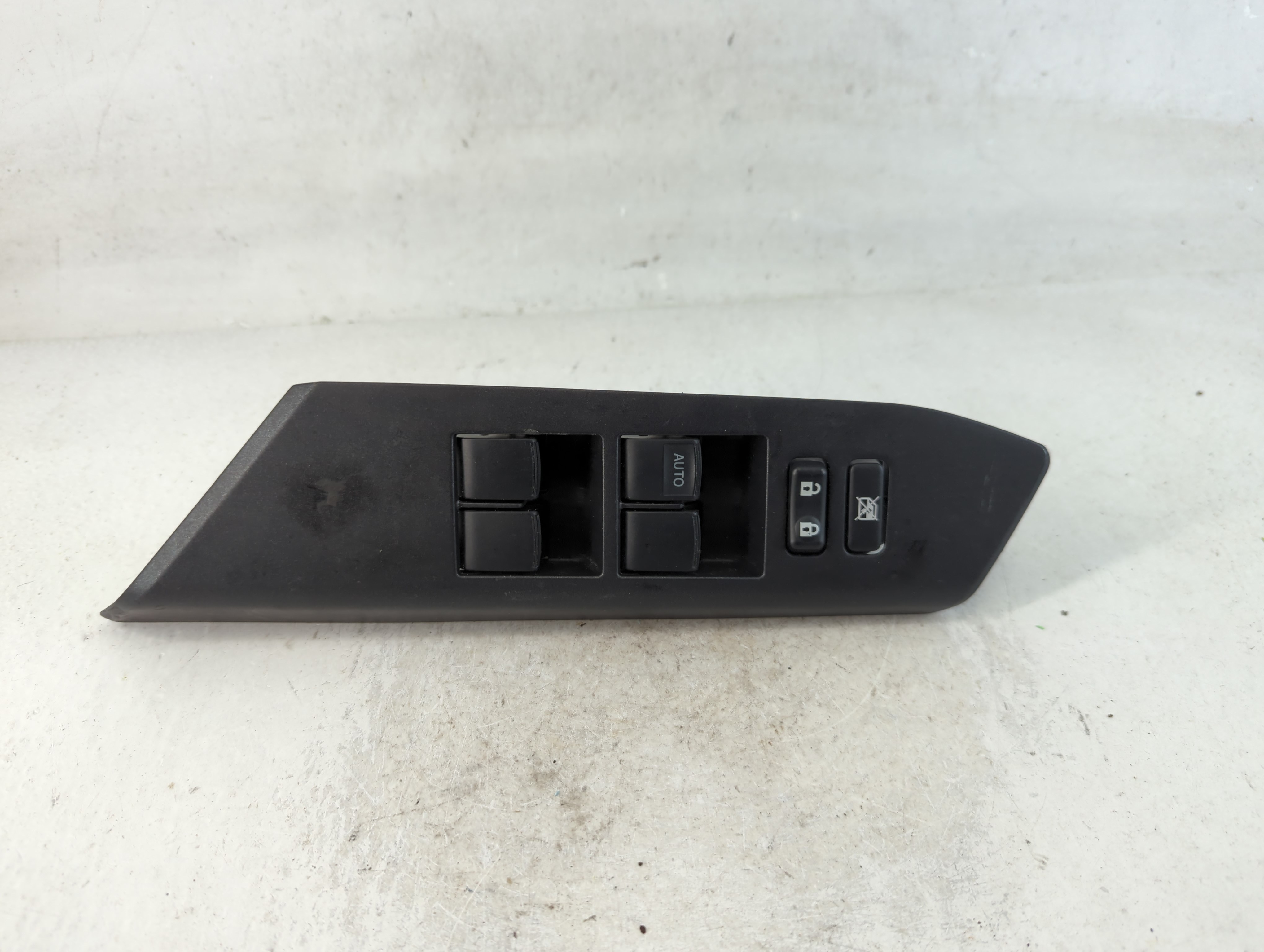 2013-2018 Toyota Rav4 Driver Left Door Master Power Window Switch 791316 - Oemusedautoparts1.com
