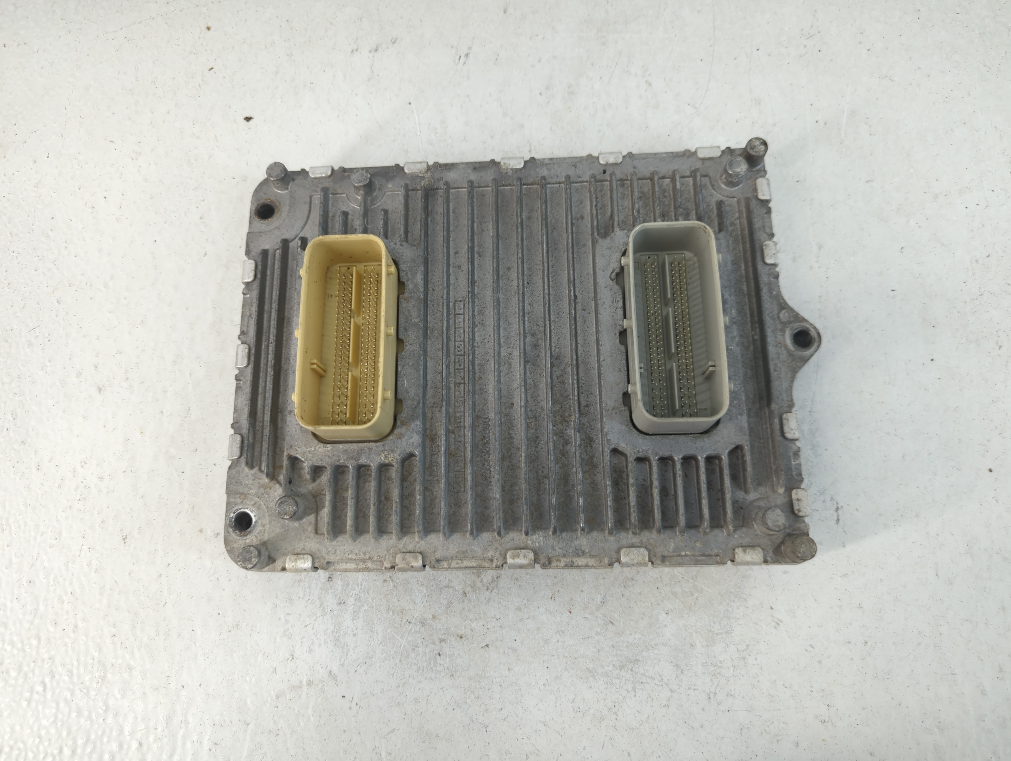 Picture of Dodge Caravan Engine Control Computer Ecu Pcm Ecm Pcu Oem P6827040gas 791346