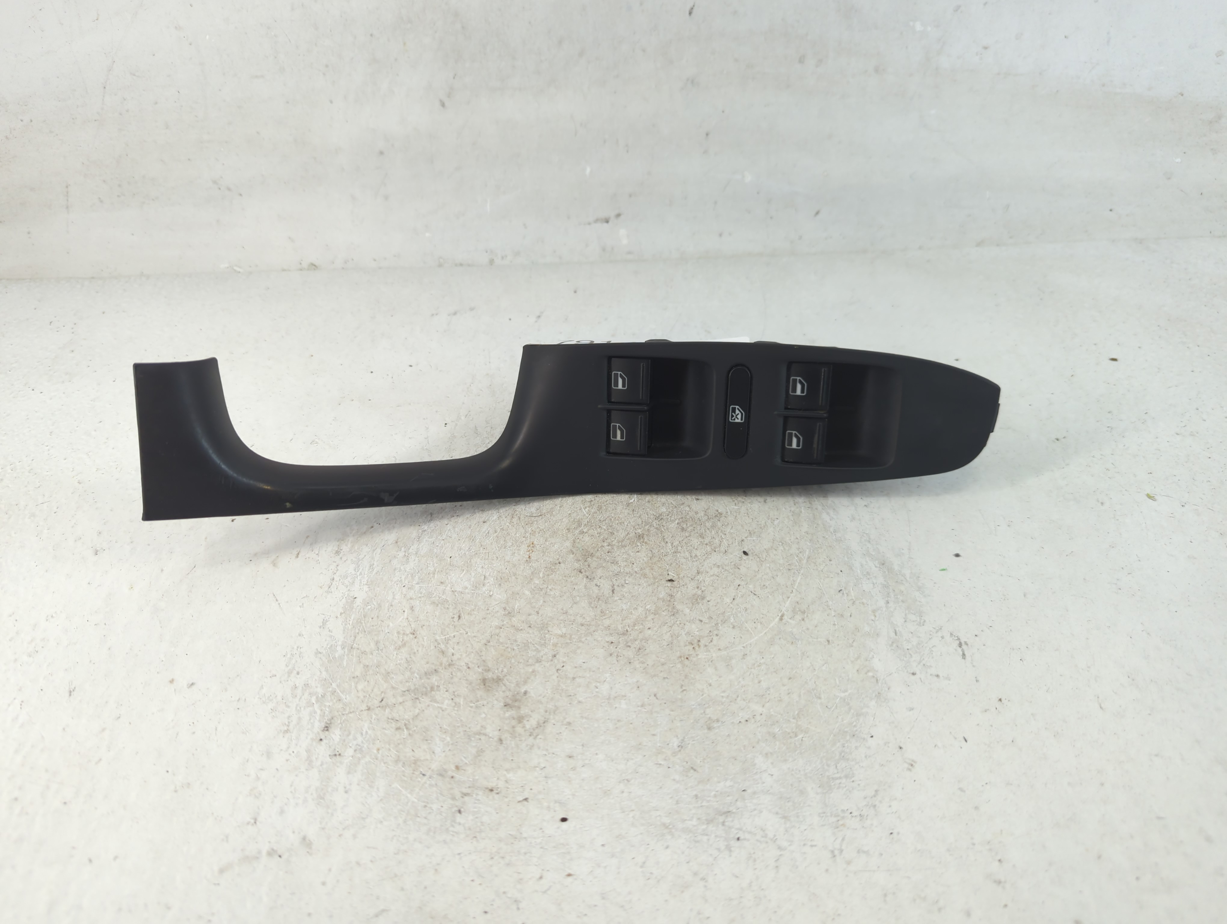 2011-2018 Volkswagen Jetta Driver Left Door Master Power Window Switch 791408 - Oemusedautoparts1.com