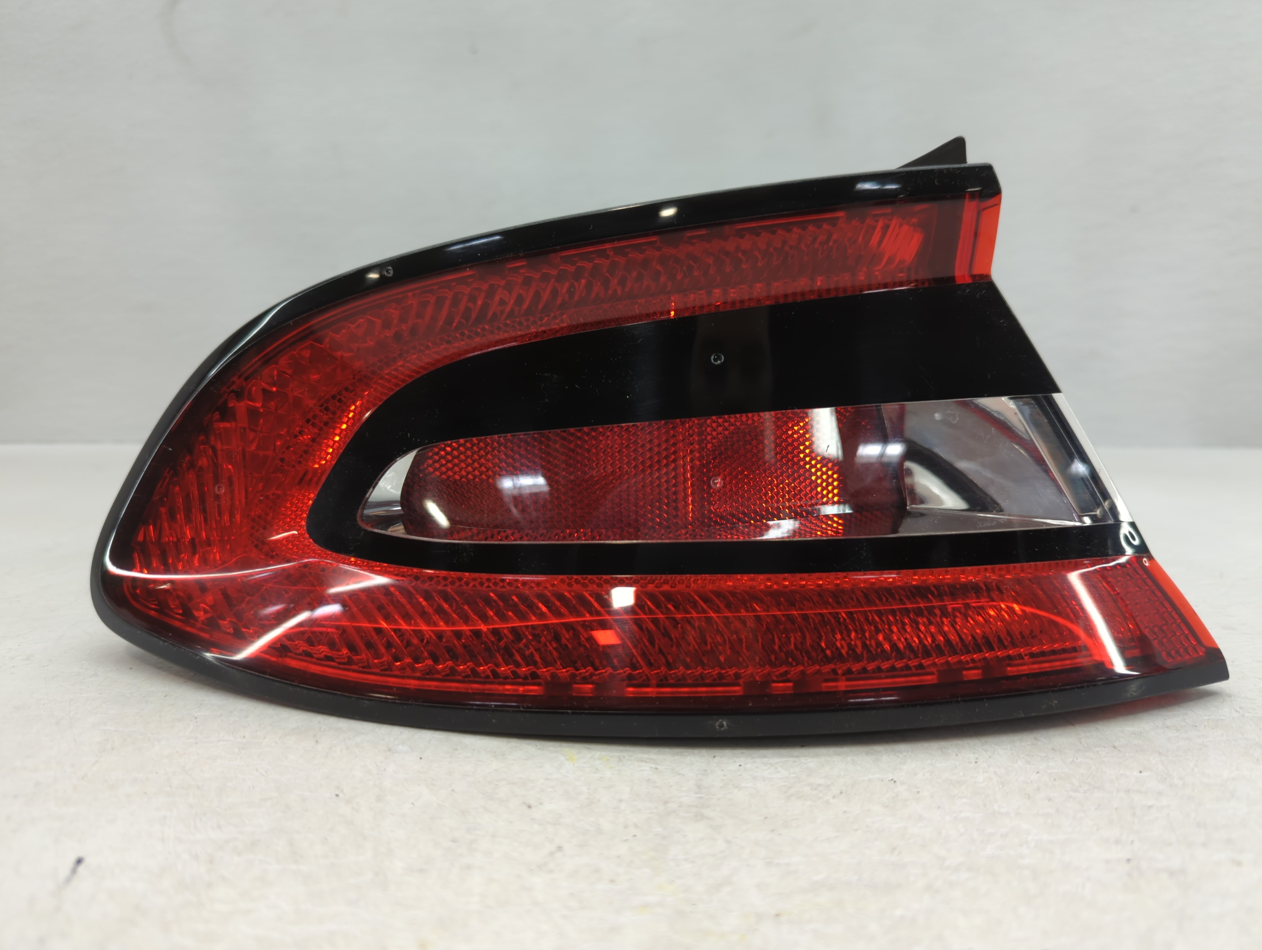 2013-2016 Dodge Dart Driver Left Side Tail Light Taillight Oem 791433 - Oemusedautoparts1.com