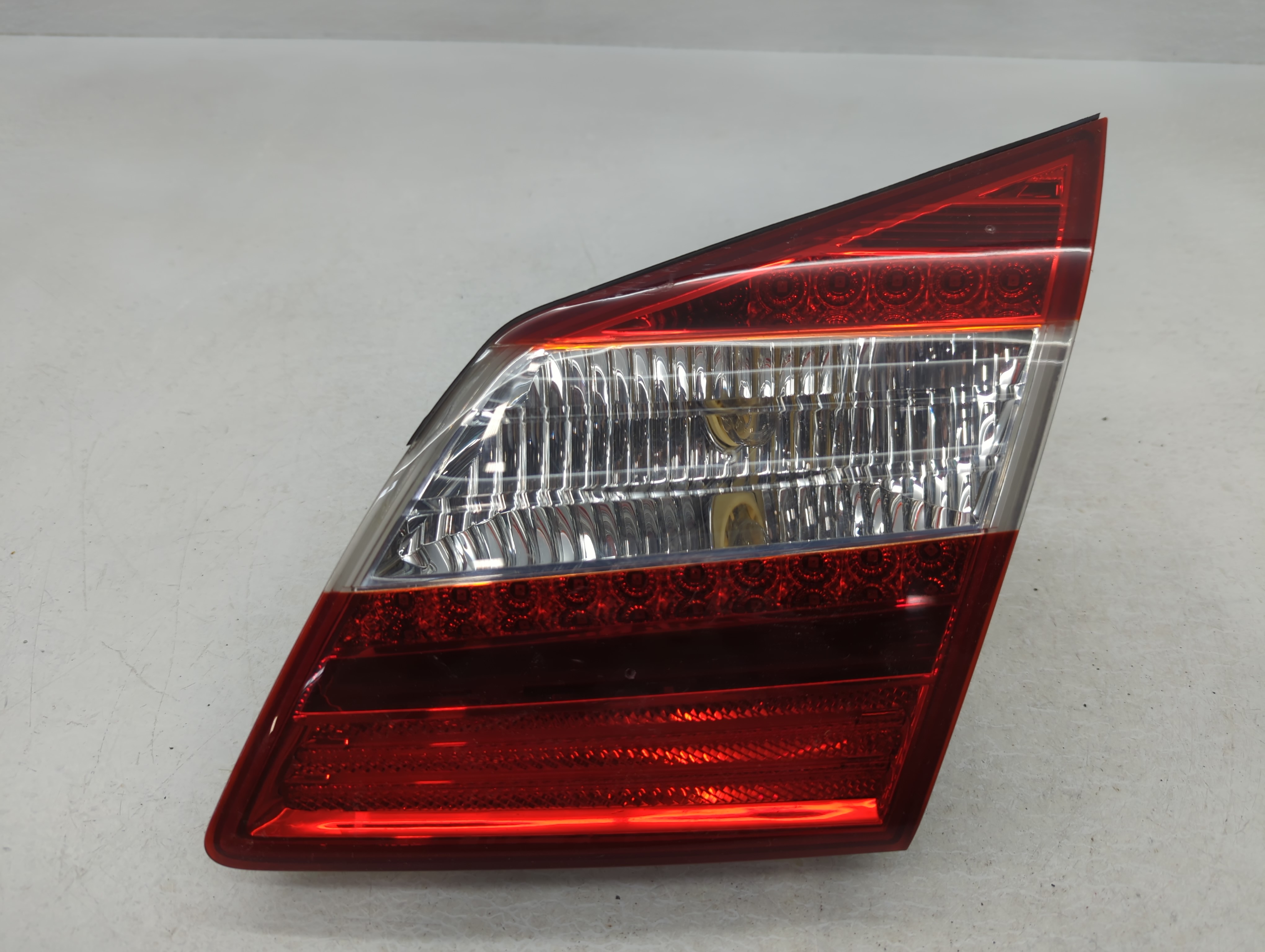 2012-2014 Hyundai Genesis Passenger Right Side Tail Light Taillight Oem 791435 - Oemusedautoparts1.com