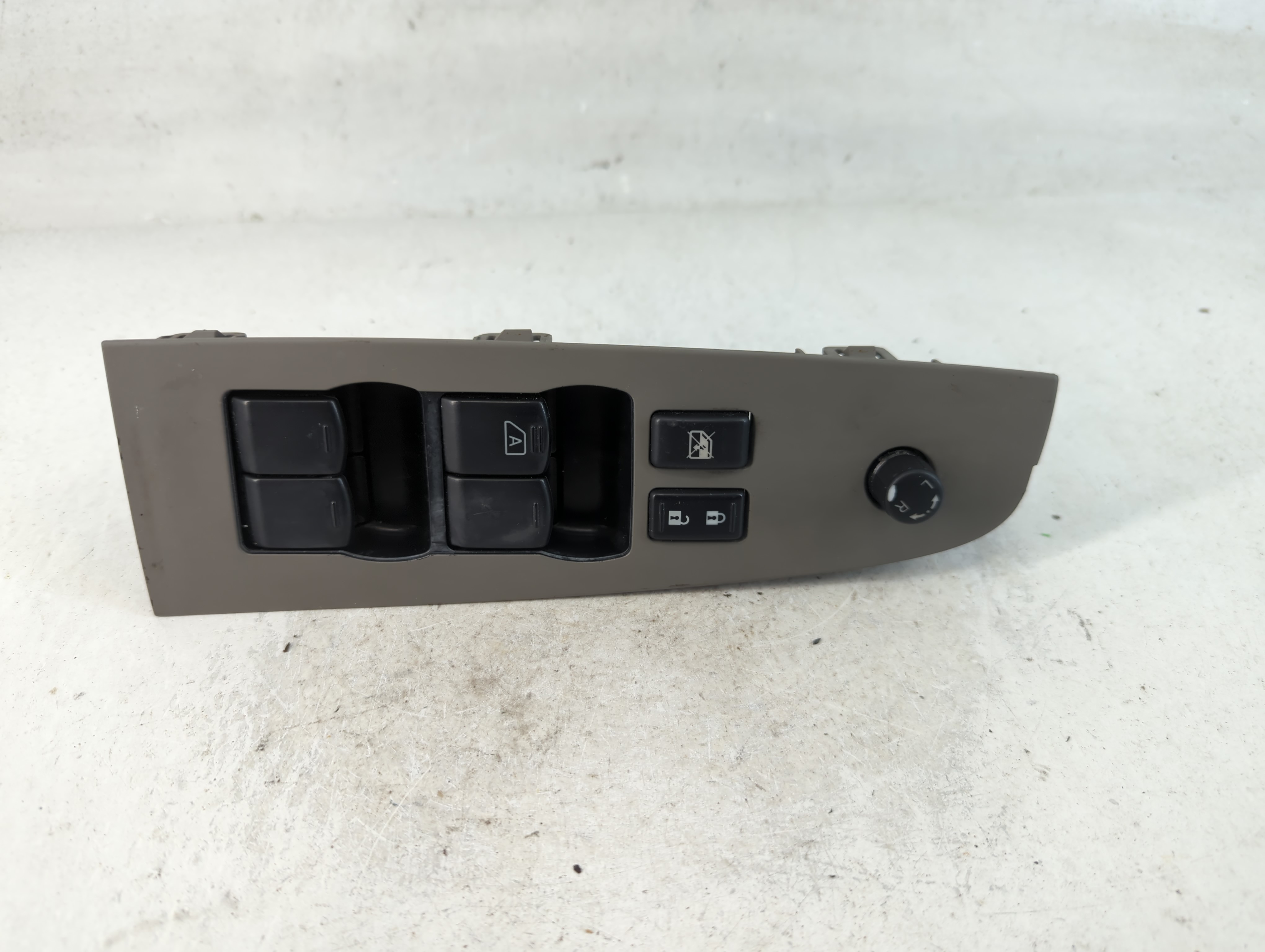2007-2012 Nissan Altima Driver Left Door Master Power Window Switch 791443 - Oemusedautoparts1.com