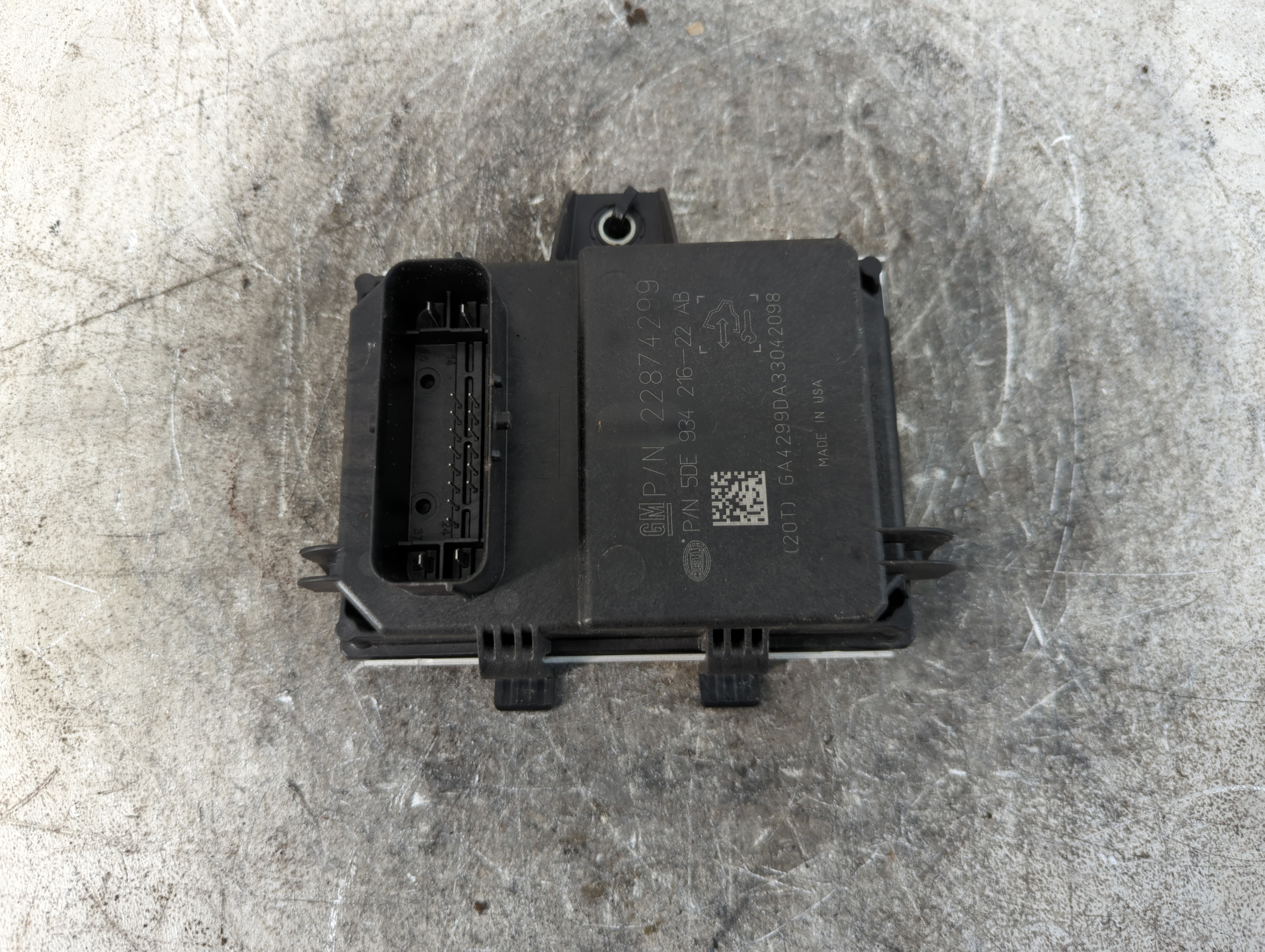 2013-2014 Buick Encore Body Control Module Bcm Inner Cabin Fuse Box 791464 - Oemusedautoparts1.com